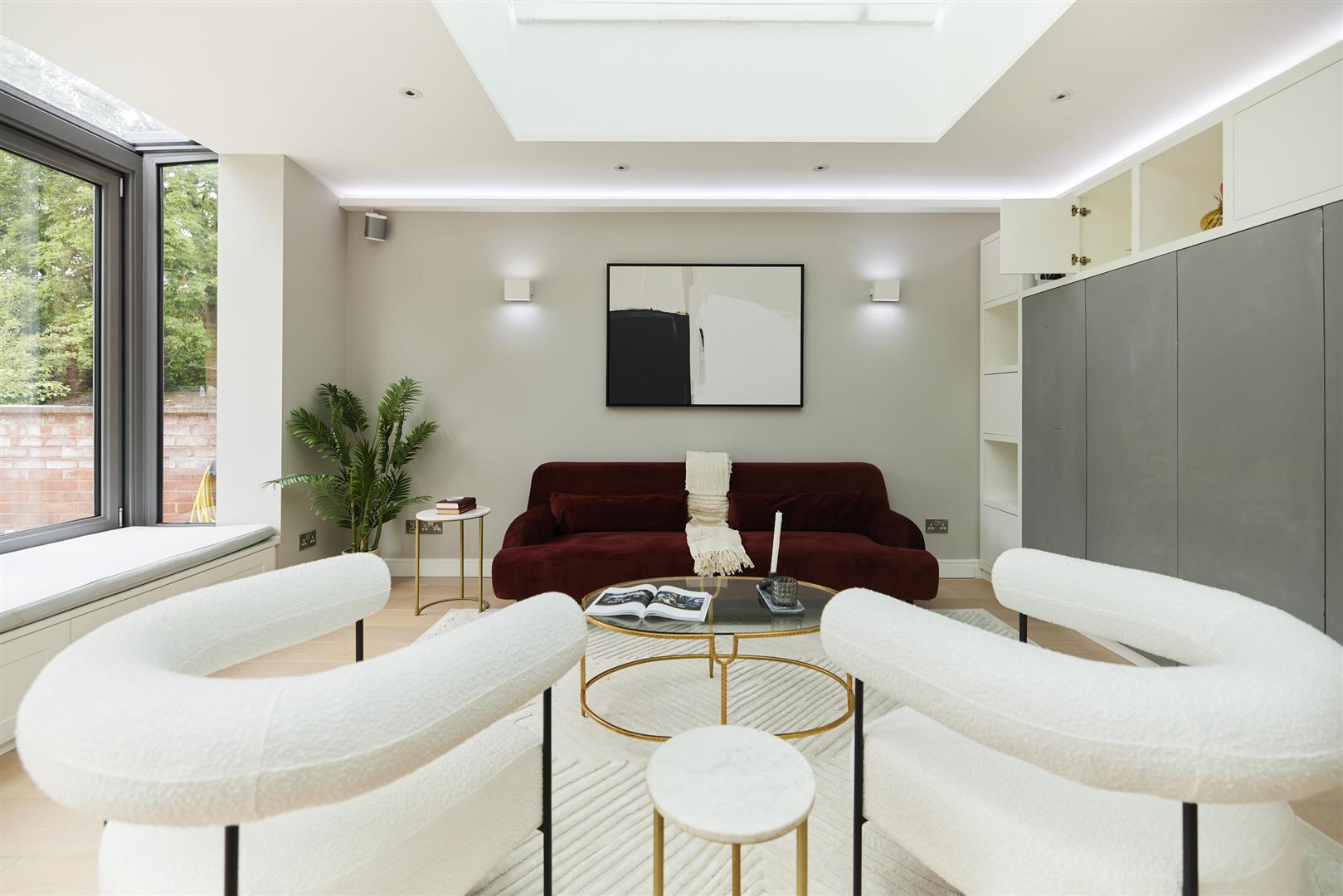 6 bed detached house for sale in Park View Road, London  - Property Image 10