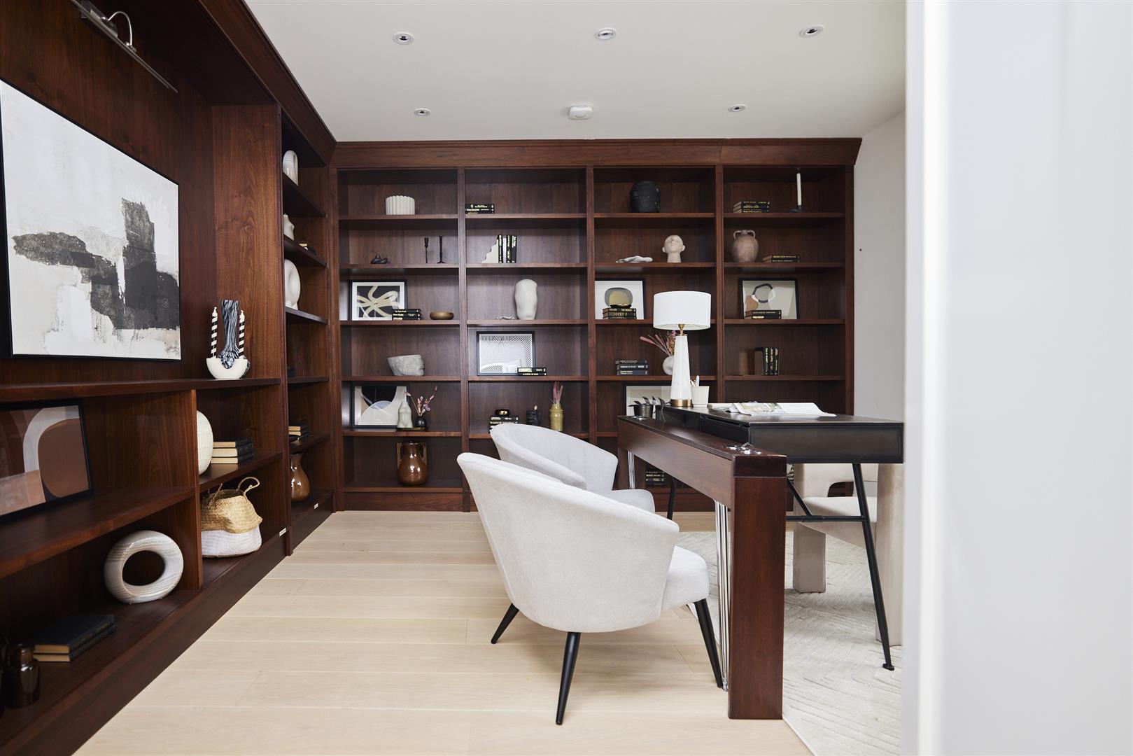 6 bed detached house for sale in Park View Road, London  - Property Image 75