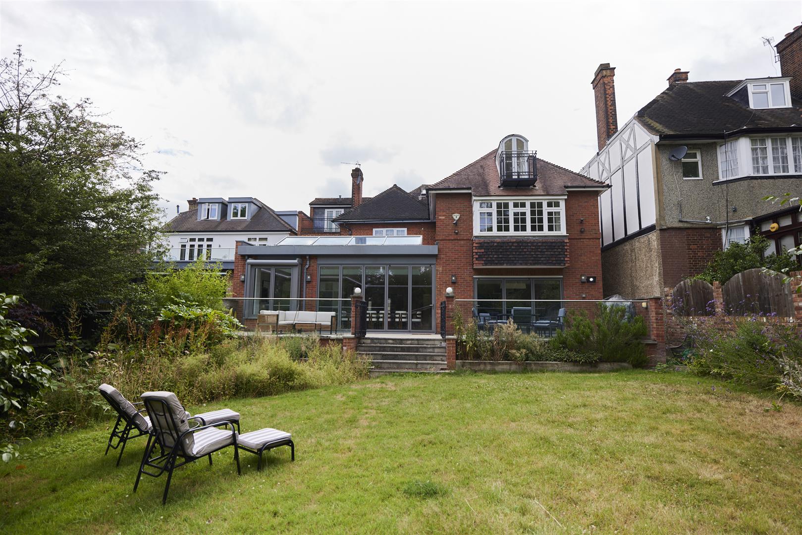 6 bed detached house for sale in Park View Road, London 25