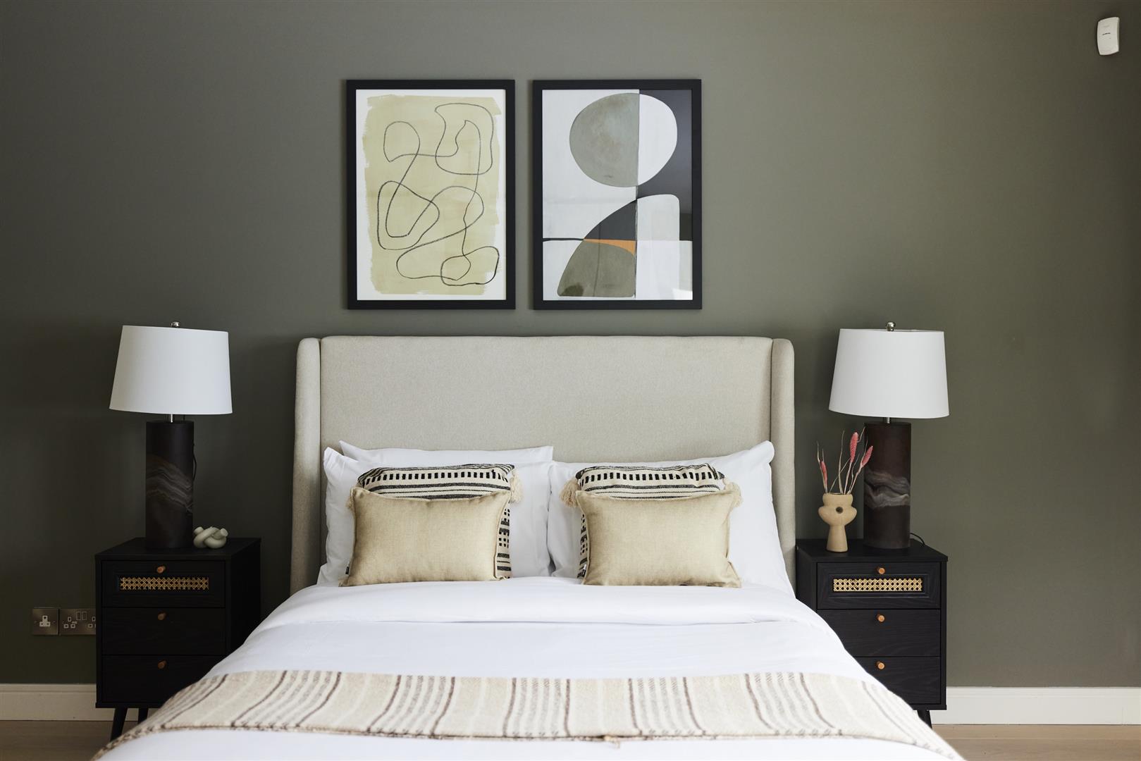 6 bed detached house for sale in Park View Road, London 41