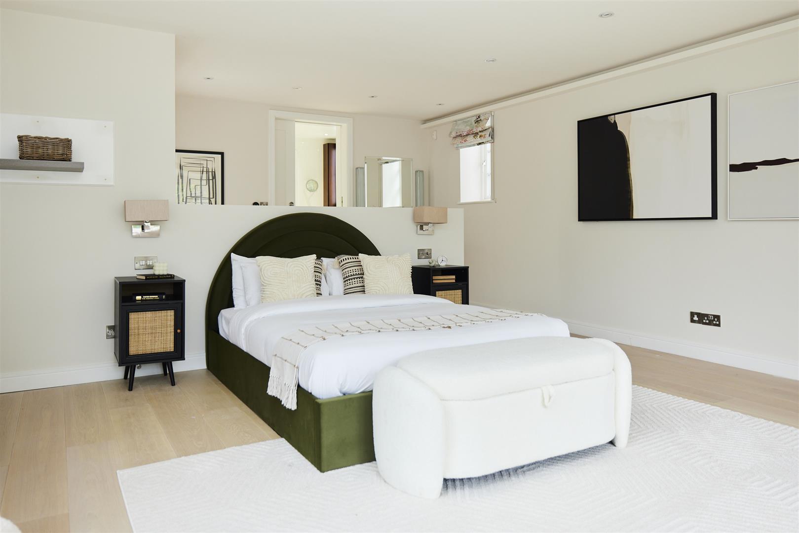 6 bed detached house for sale in Park View Road, London 27