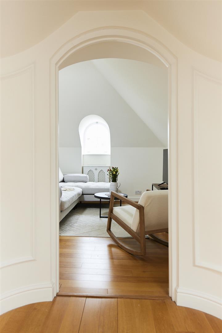 6 bed detached house for sale in Park View Road, London  - Property Image 61