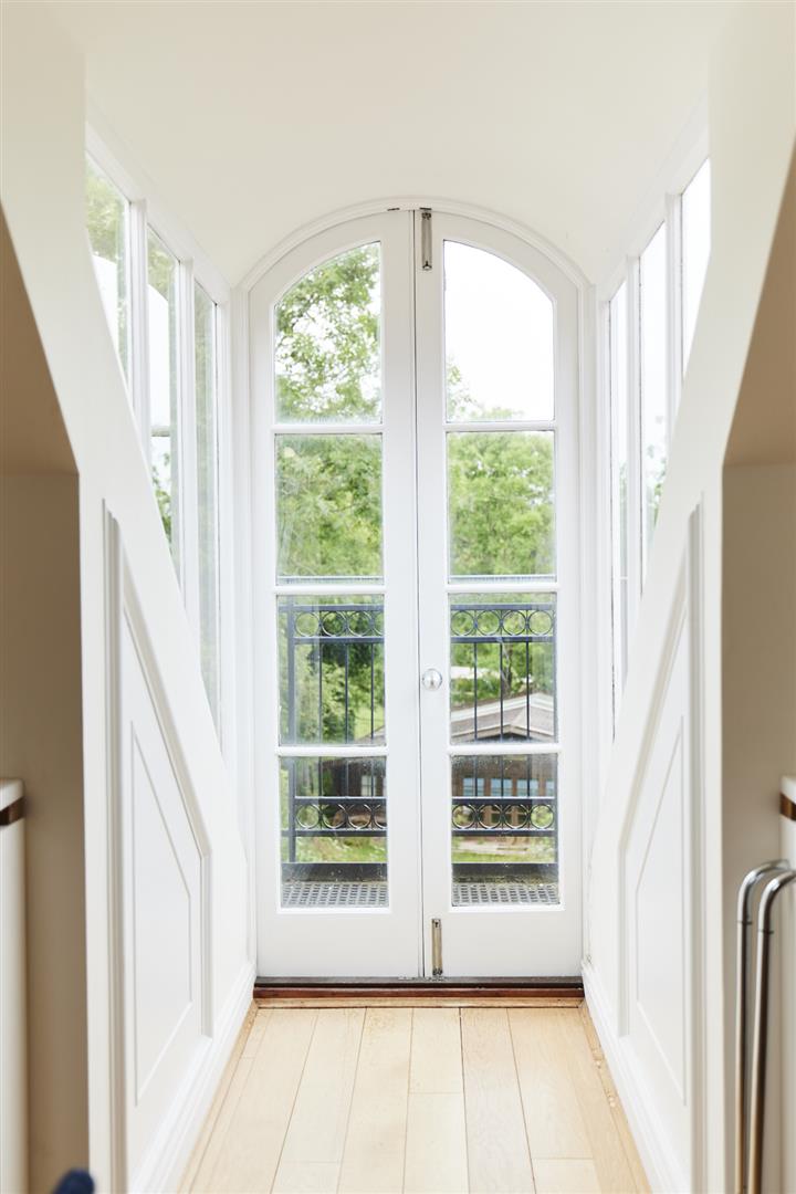 6 bed detached house for sale in Park View Road, London 56