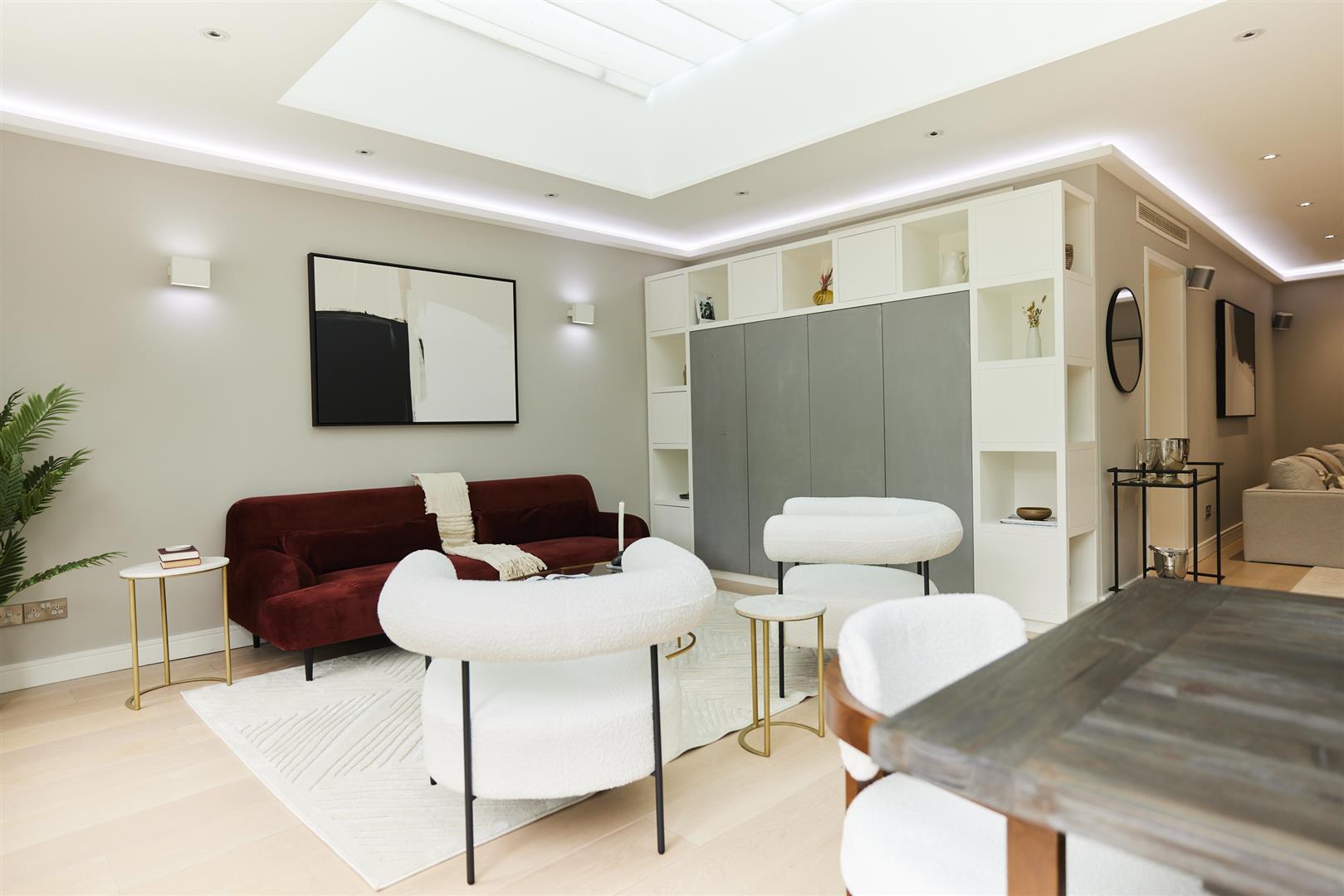 6 bed detached house for sale in Park View Road, London 12