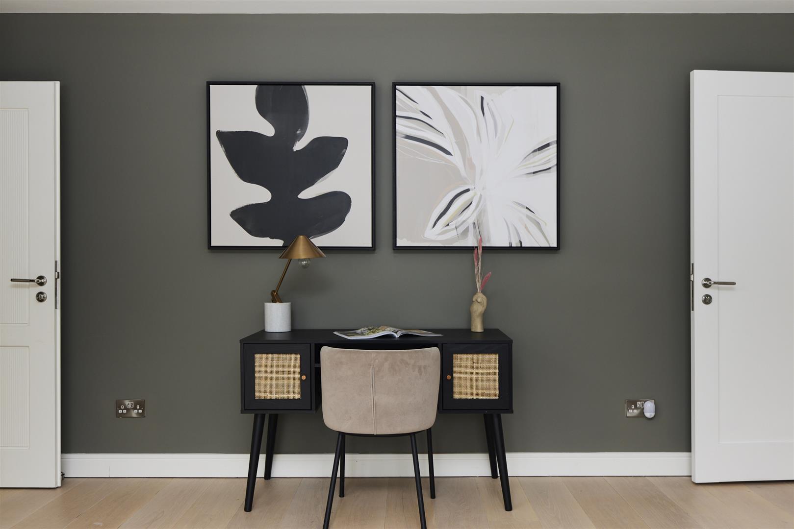 6 bed detached house for sale in Park View Road, London  - Property Image 45