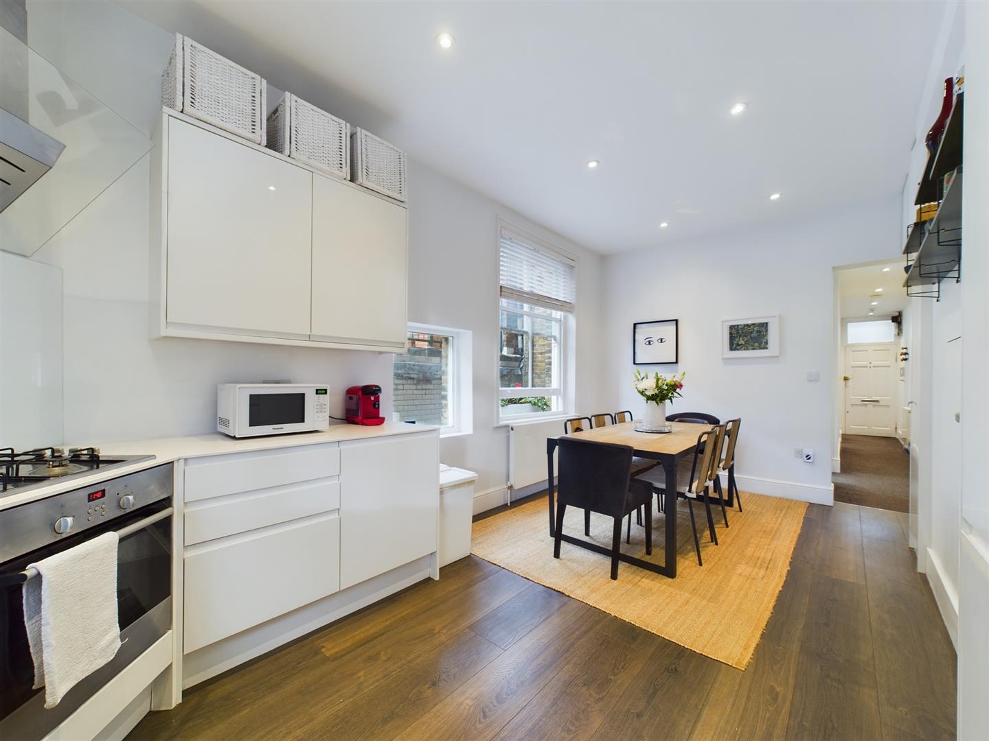 1 bed flat for sale in Widley Road, London  - Property Image 11