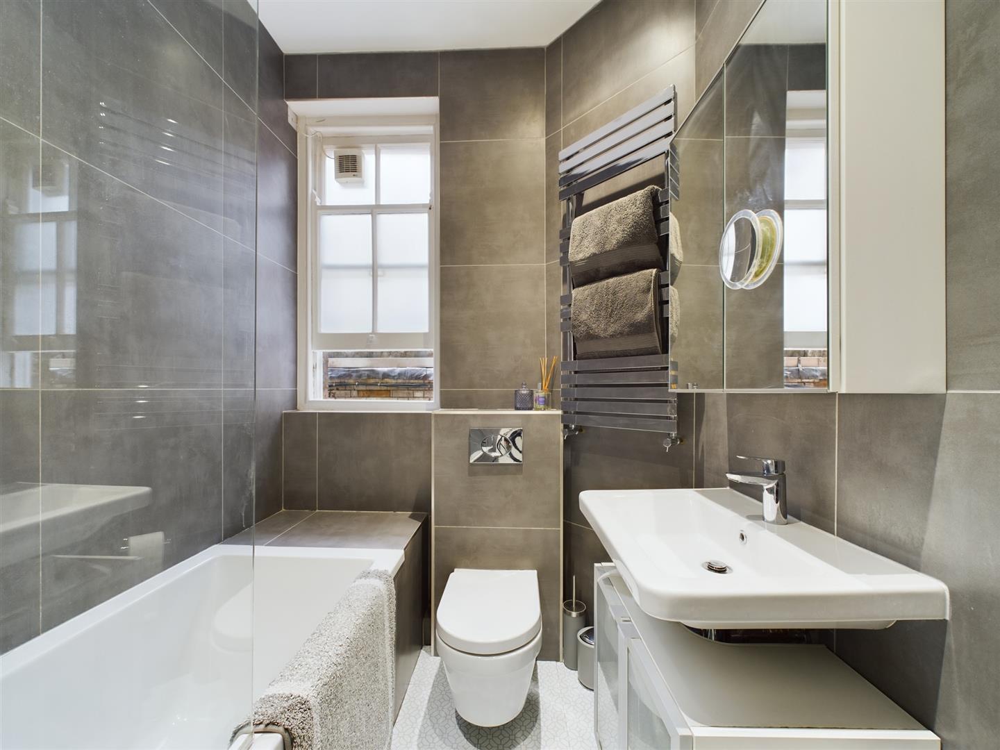 1 bed flat for sale in Widley Road, London  - Property Image 21