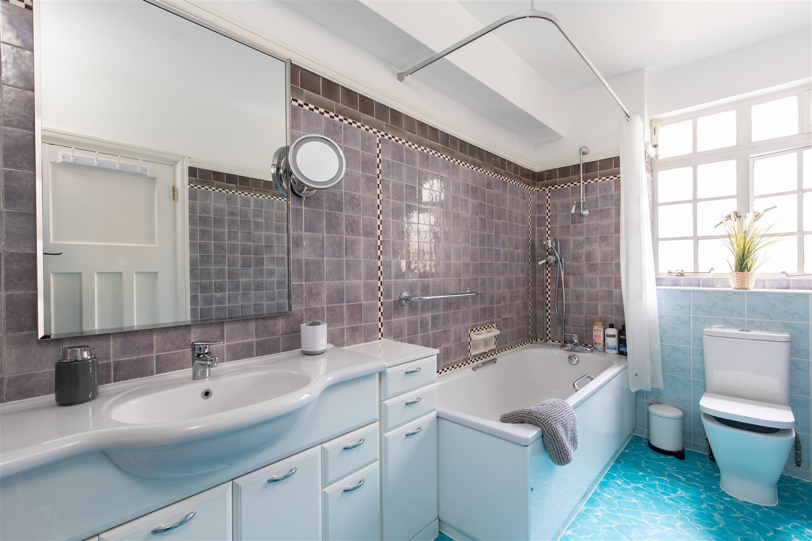 3 bed apartment for sale in Baker Street, London  - Property Image 12