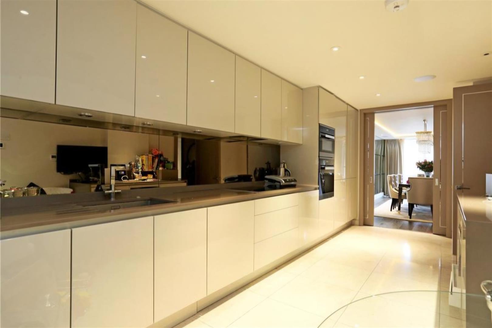 4 bed apartment for sale in Ebury Street, London  - Property Image 4