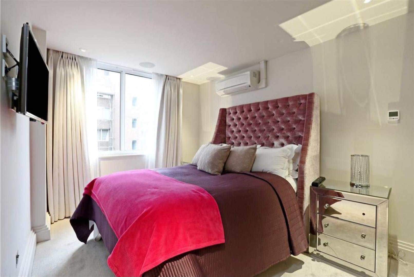 4 bed apartment for sale in Ebury Street, London 6