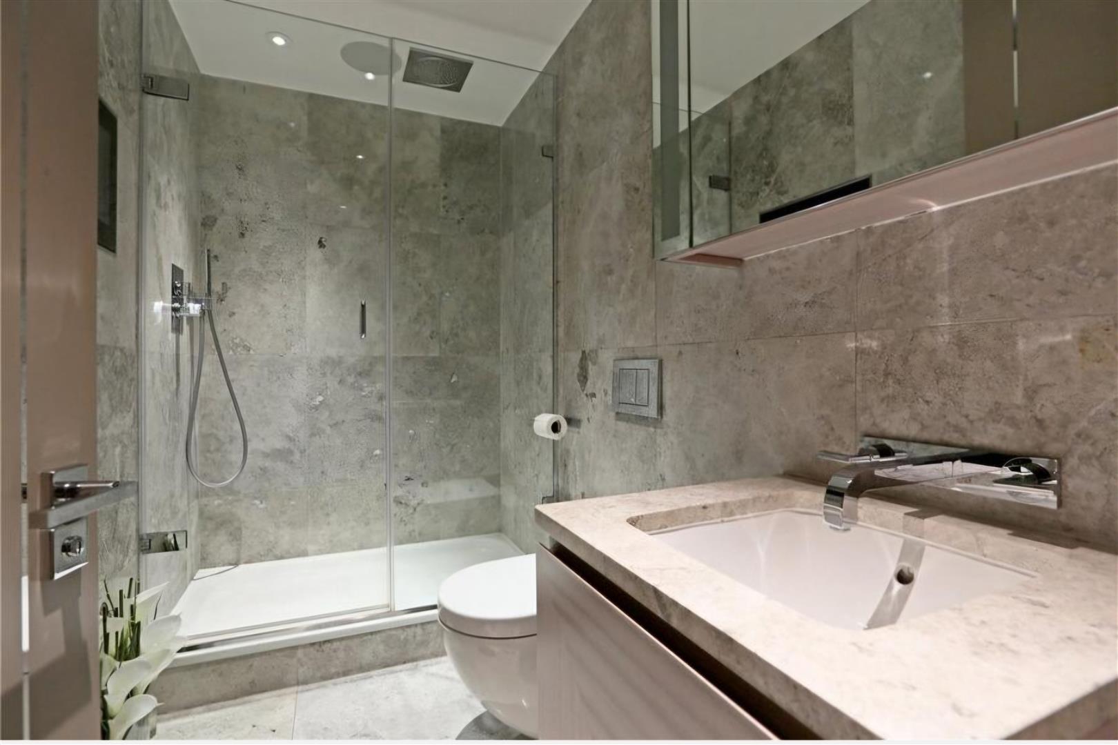 4 bed apartment for sale in Ebury Street, London  - Property Image 6