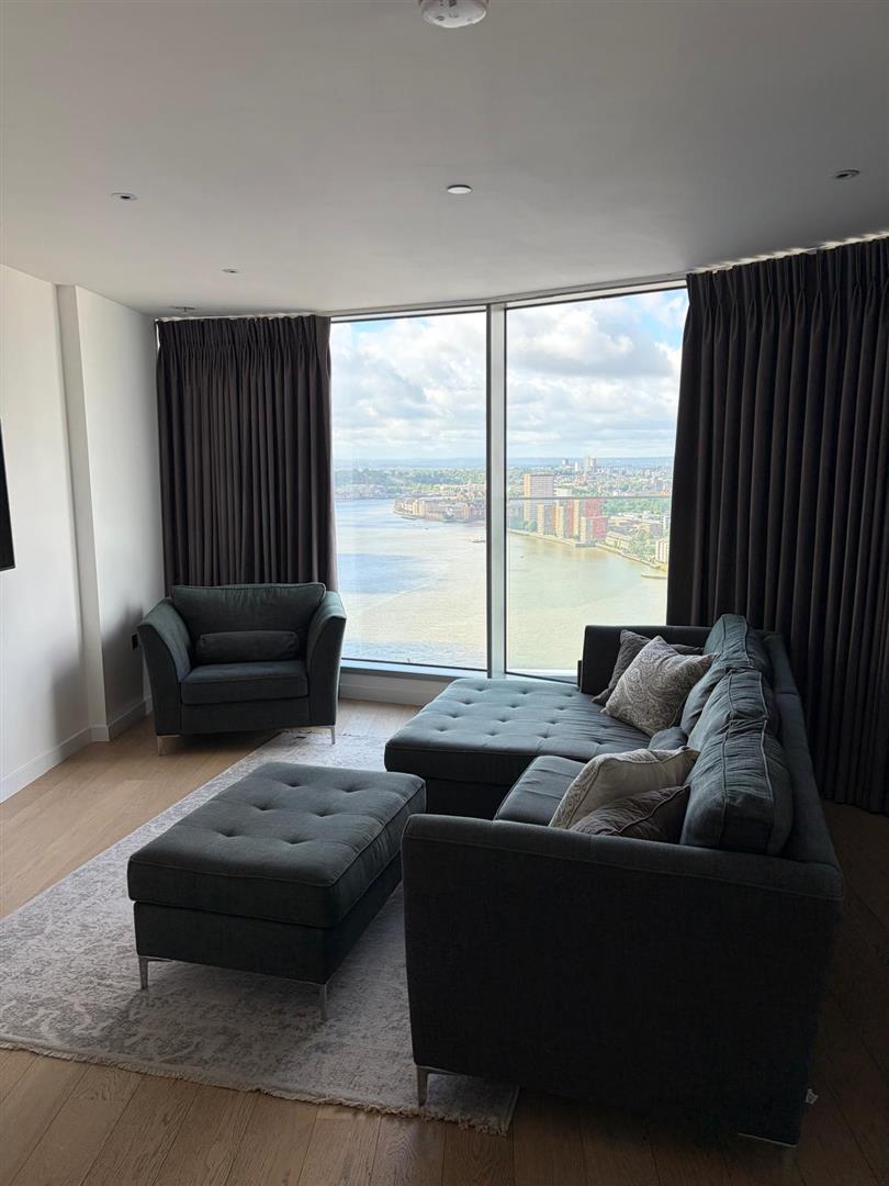 2 bed flat for sale in Charrington Tower, 11 Biscayne Avenue, London E14  - Property Image 4
