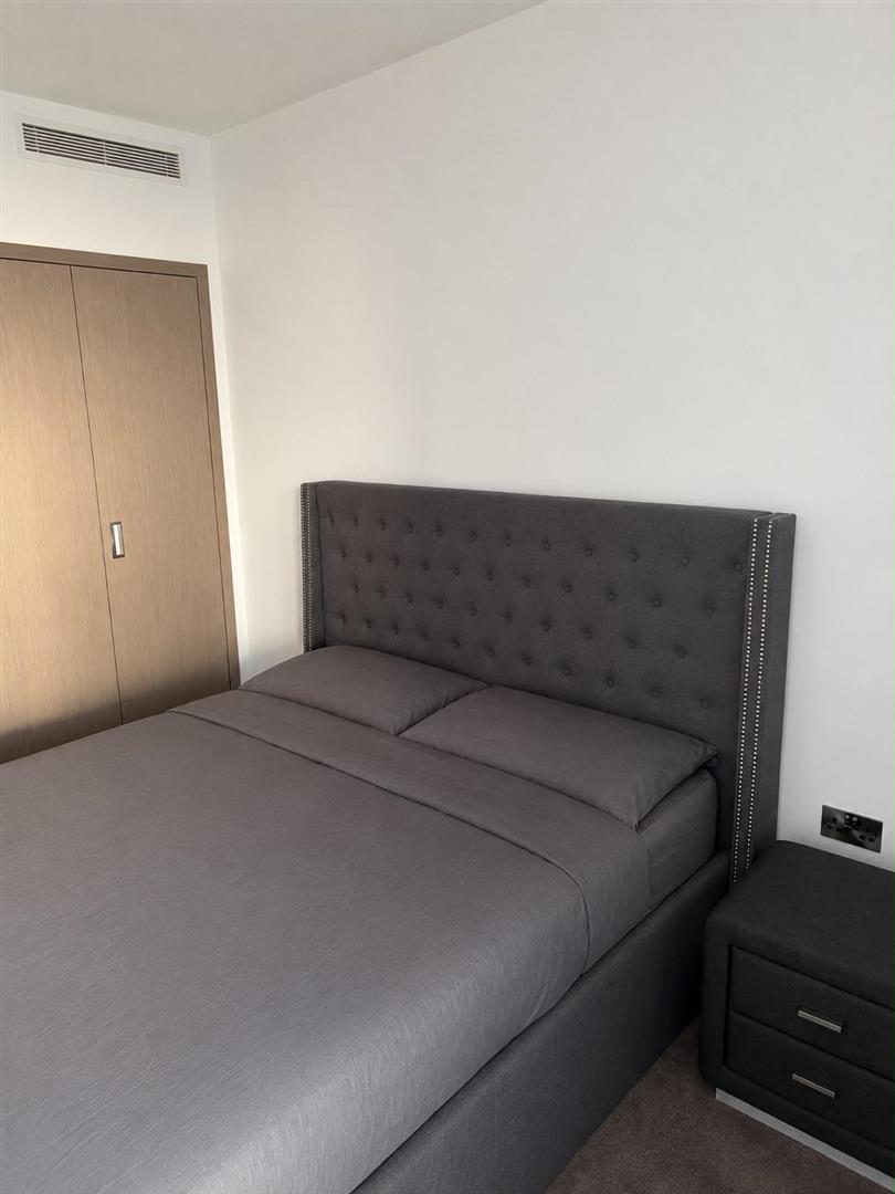 2 bed flat for sale in Charrington Tower, 11 Biscayne Avenue, London E14  - Property Image 11