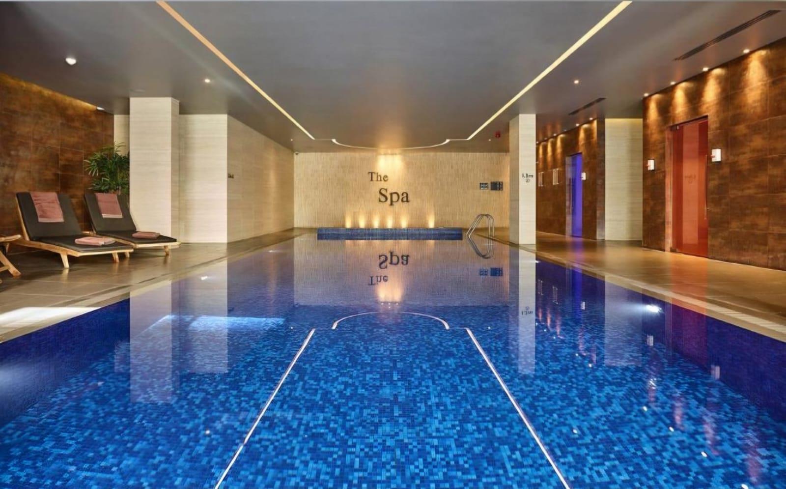 2 bed apartment for sale in Boulevard Drive, London 10