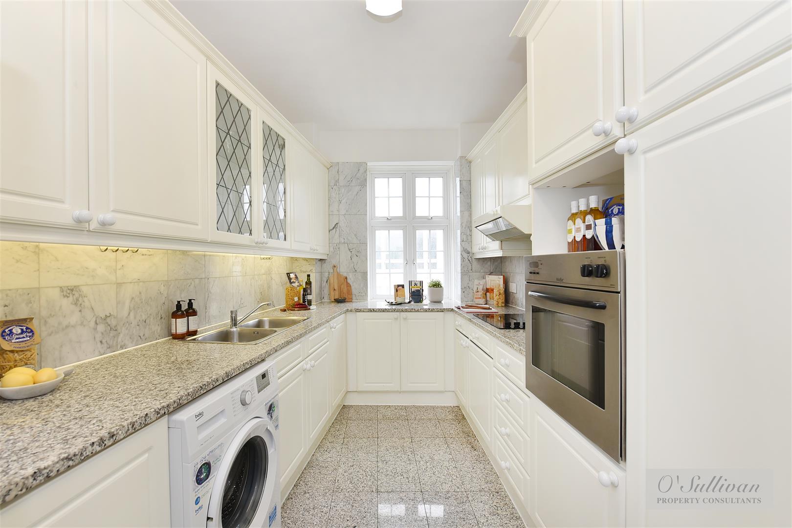 2 bed flat to rent in Princes Court, Brompton Road, London SW3  - Property Image 6