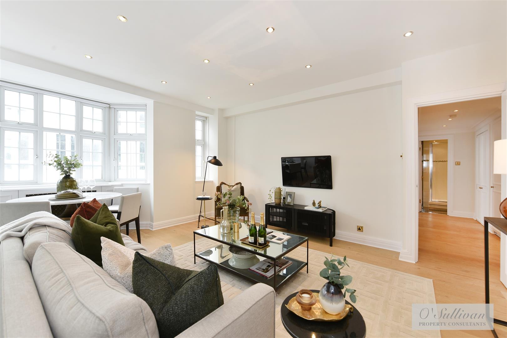 2 bed flat to rent in Princes Court, Brompton Road, London SW3  - Property Image 1