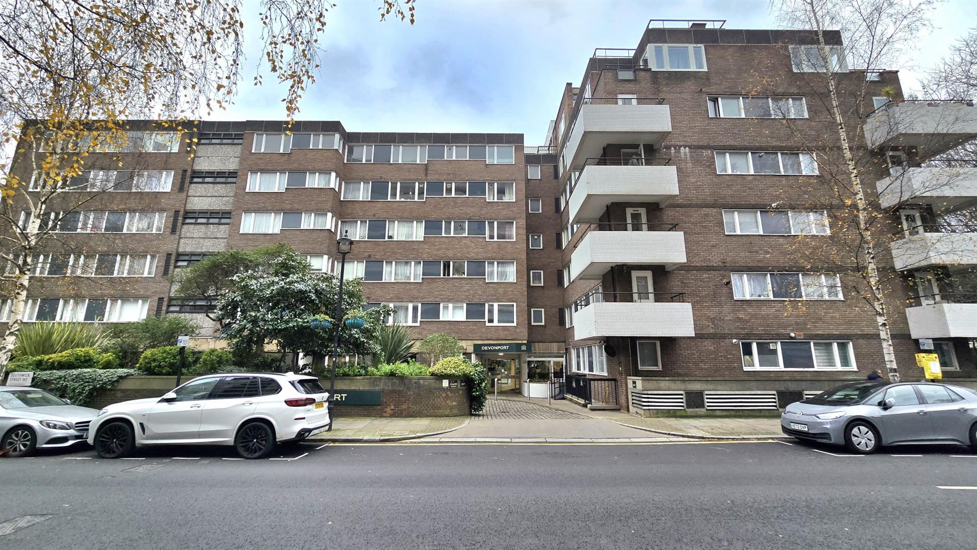 1 bed flat for sale in Southwick Street, London  - Property Image 19