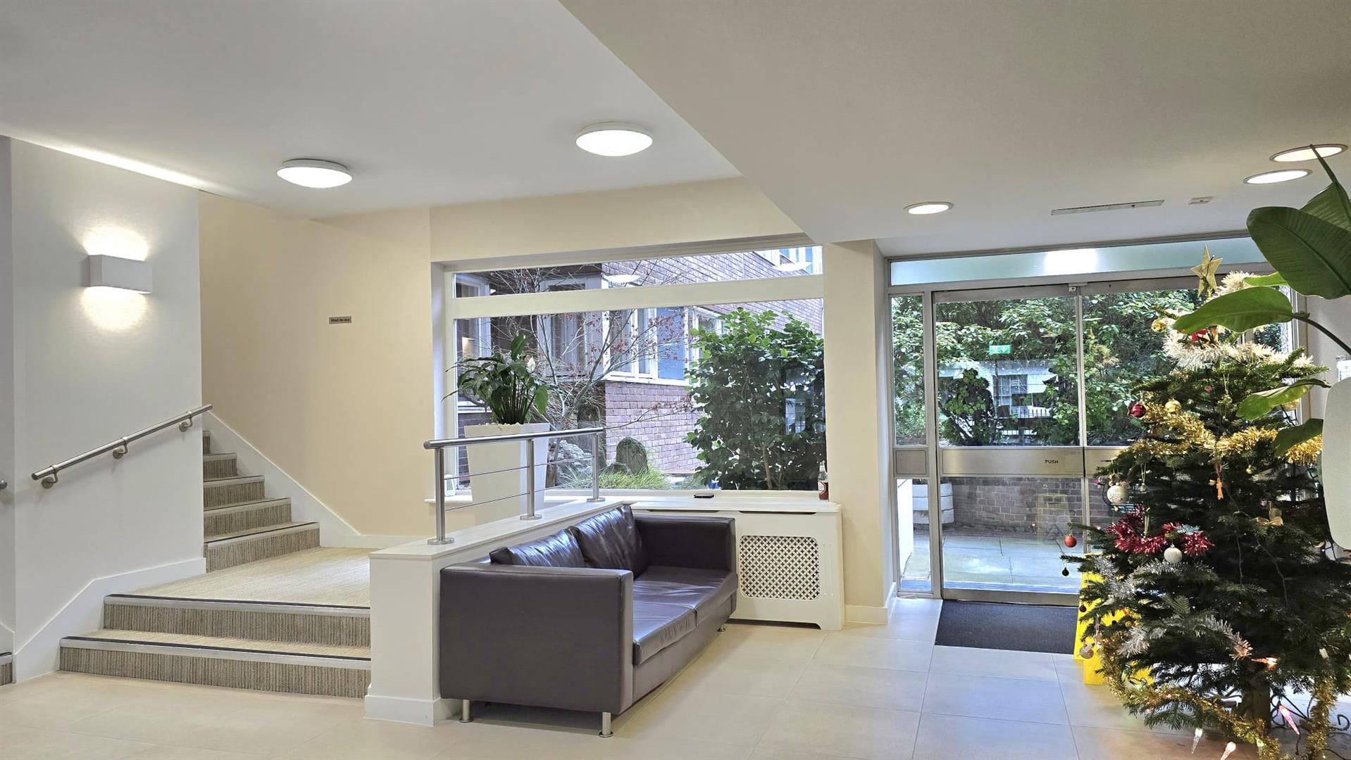 1 bed flat for sale in Southwick Street, London  - Property Image 28