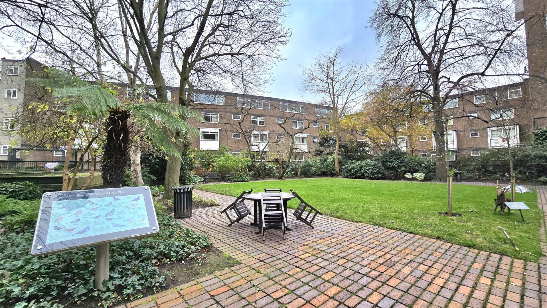 1 bed flat for sale in Southwick Street, London  - Property Image 21