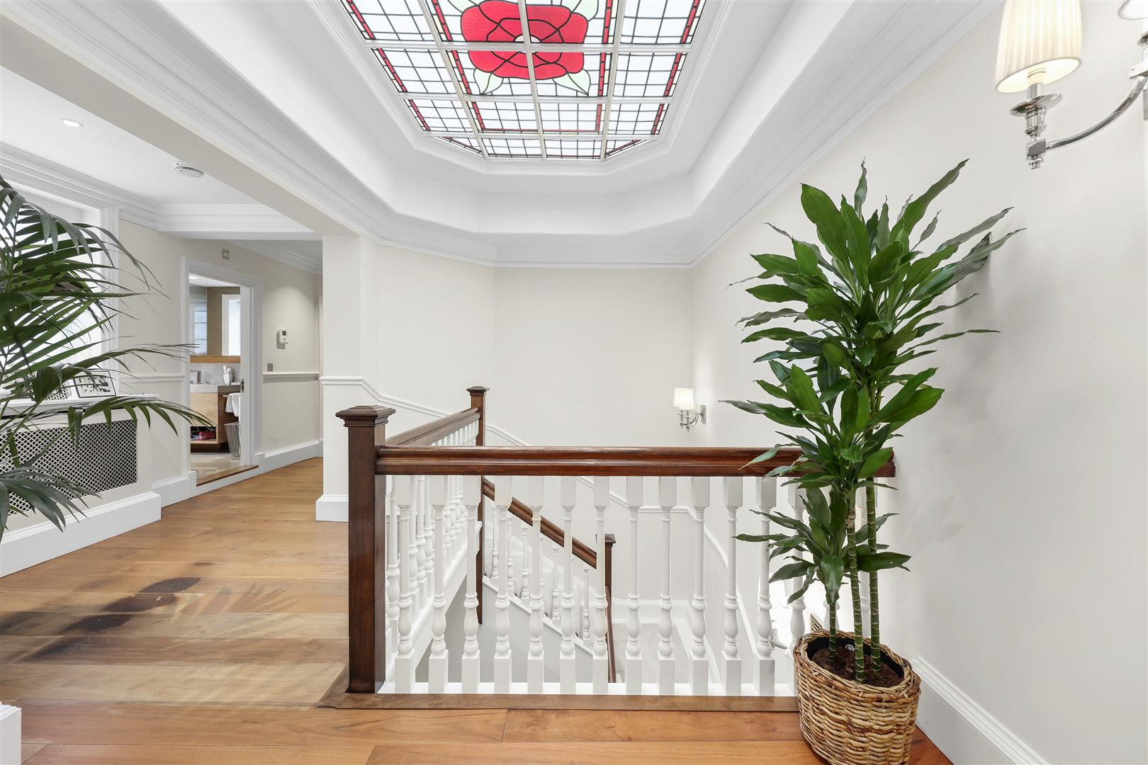 4 bed apartment for sale in Mount Street, London 19