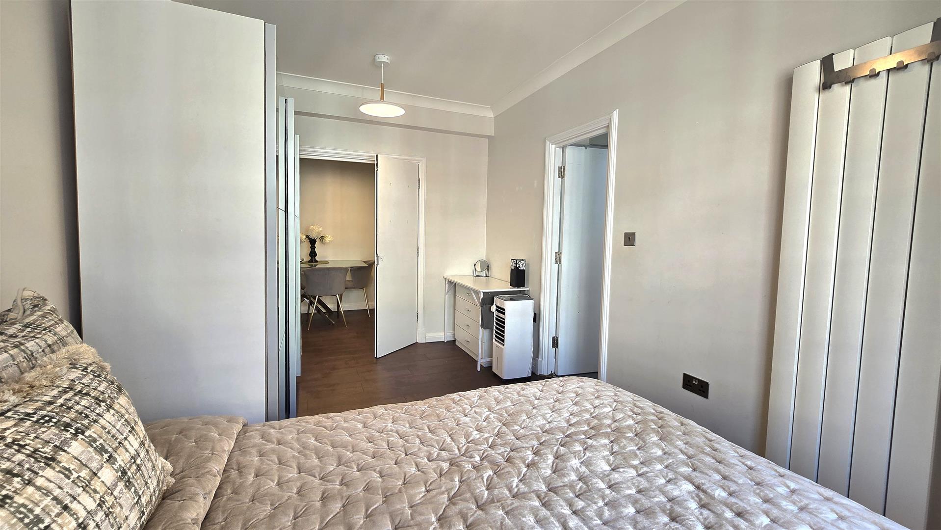 3 bed flat for sale in Gloucester Place, London 23