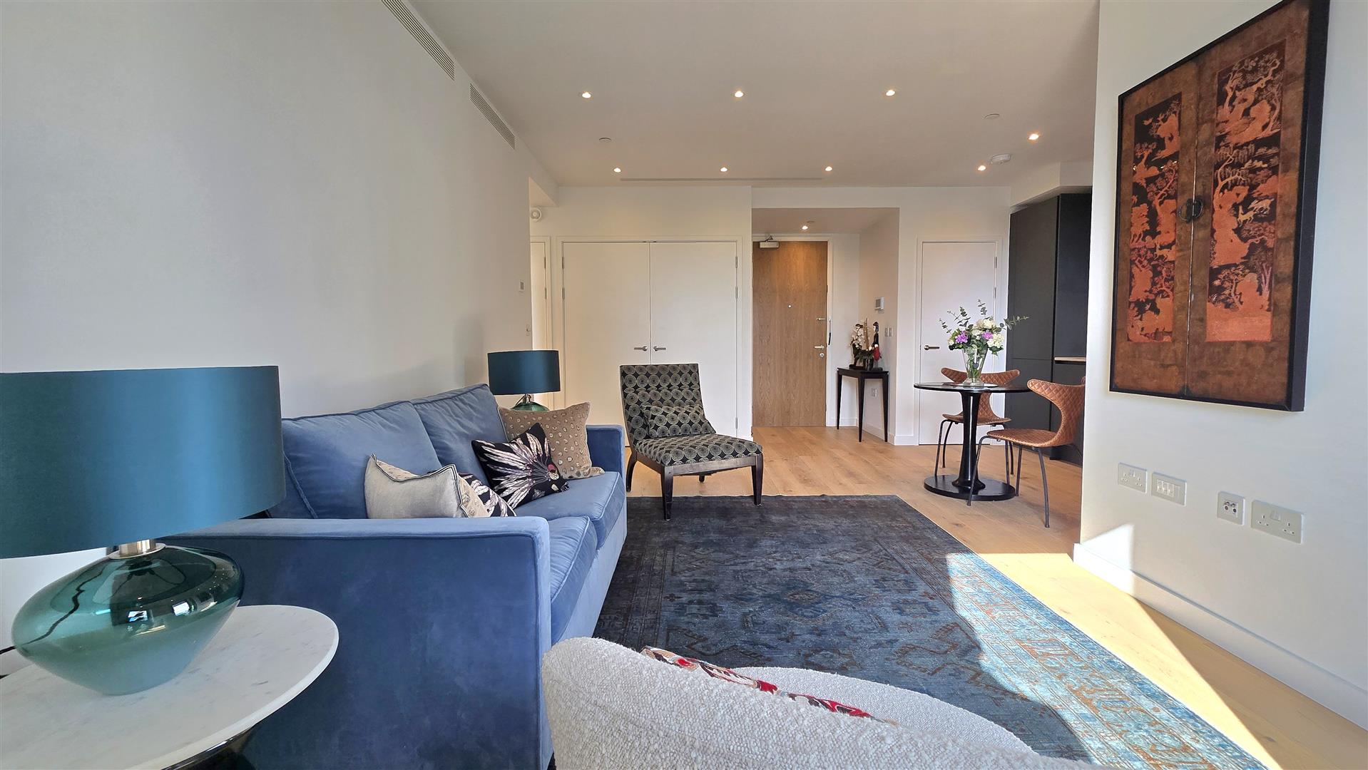 2 bed flat for sale in Alba Square, London  - Property Image 2