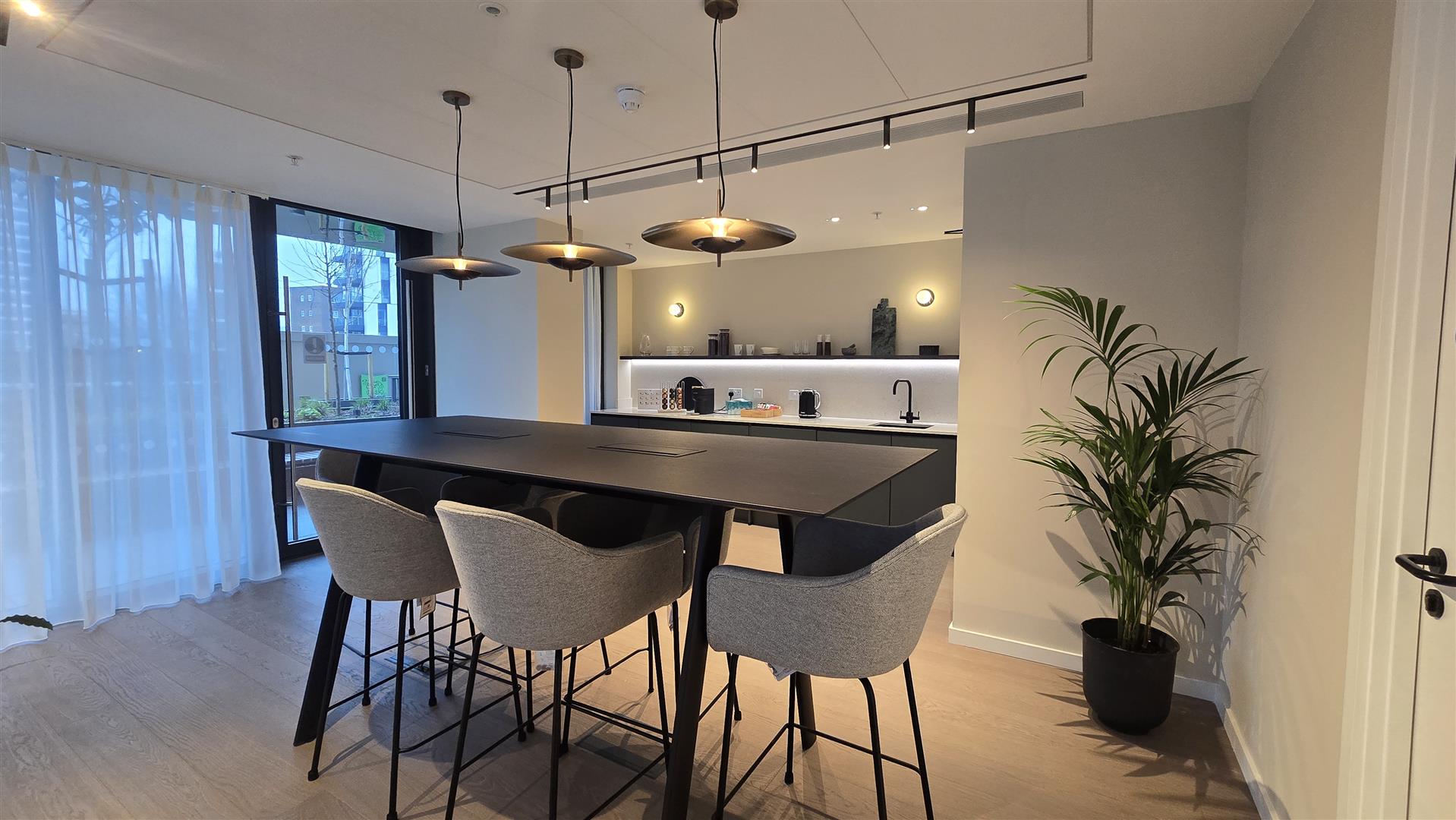 2 bed flat for sale in Alba Square, London  - Property Image 23