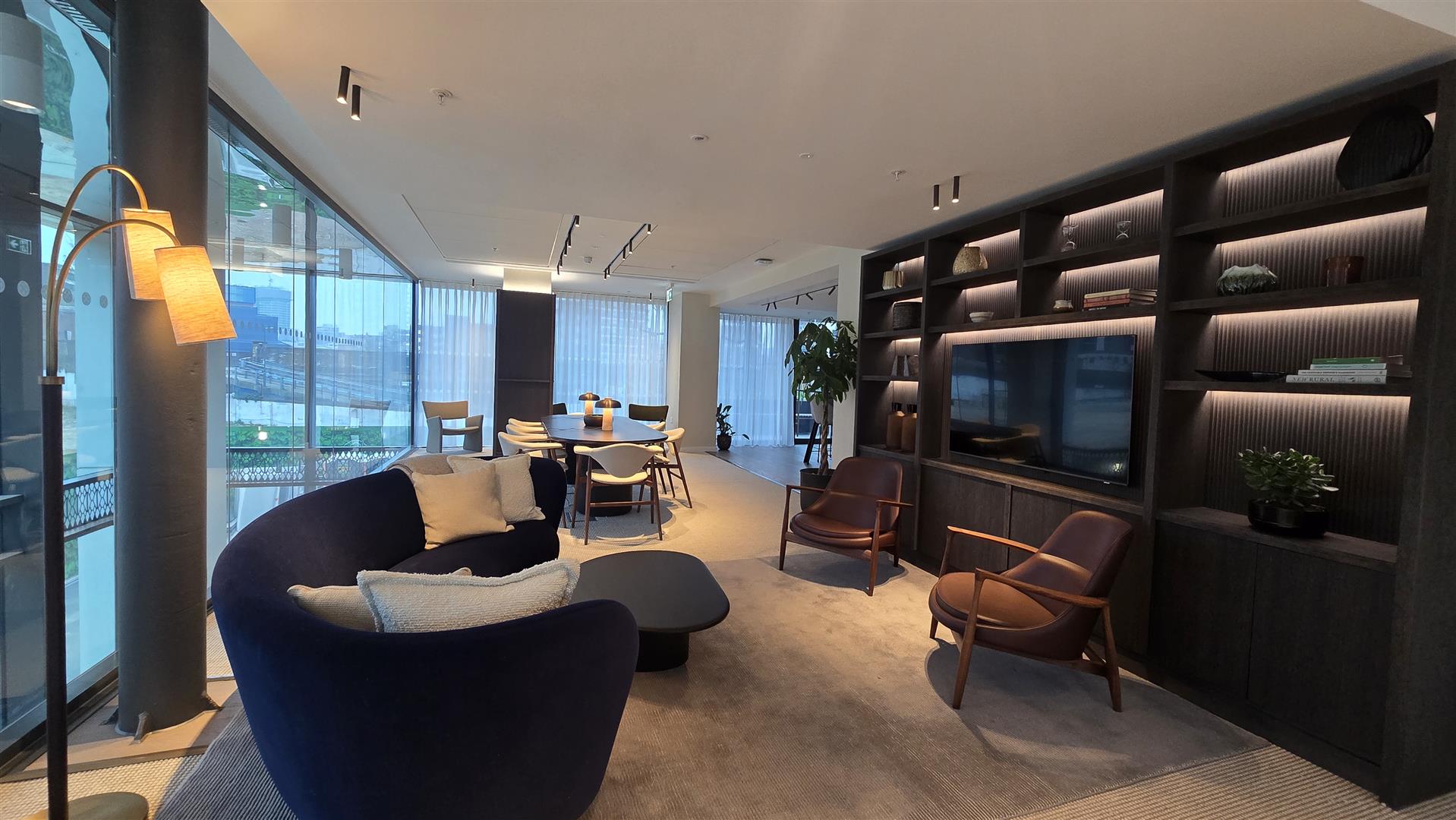 2 bed flat for sale in Alba Square, London  - Property Image 25