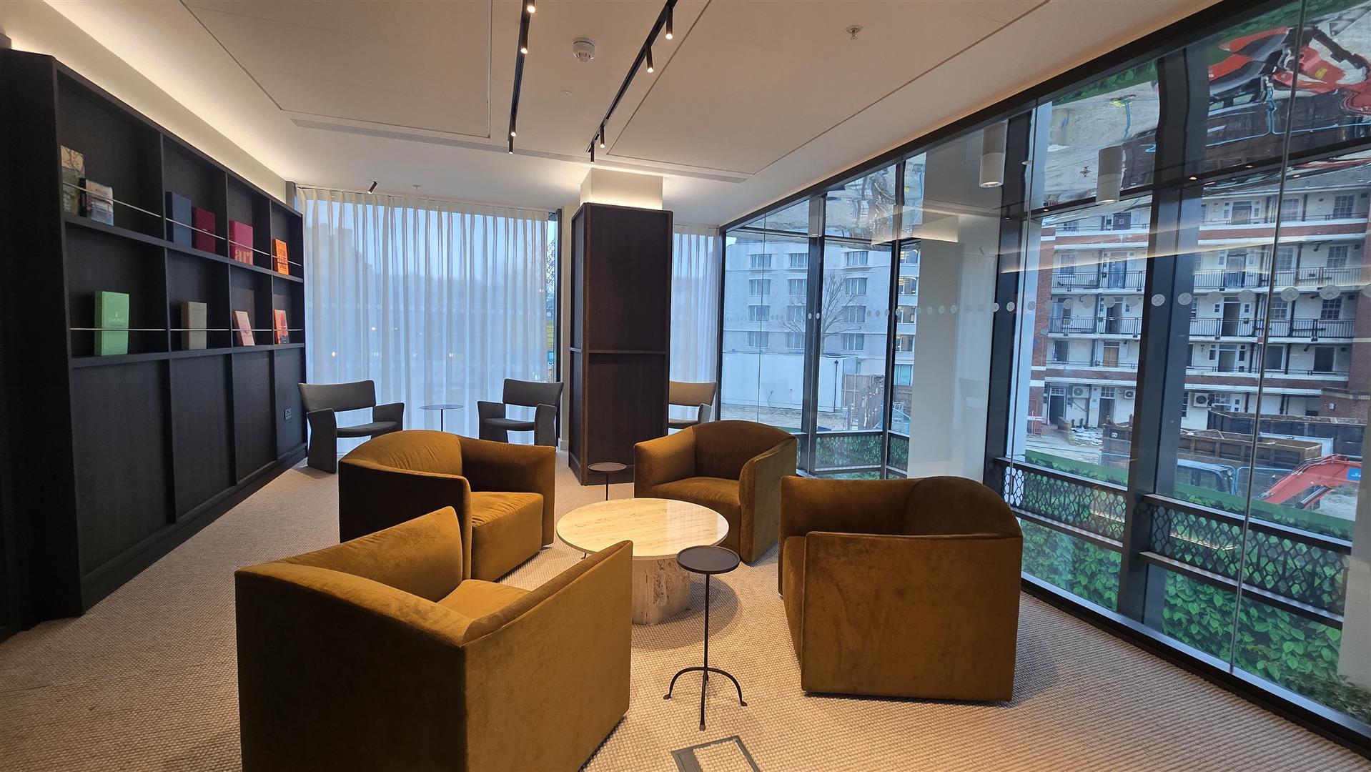 2 bed flat for sale in Alba Square, London  - Property Image 33