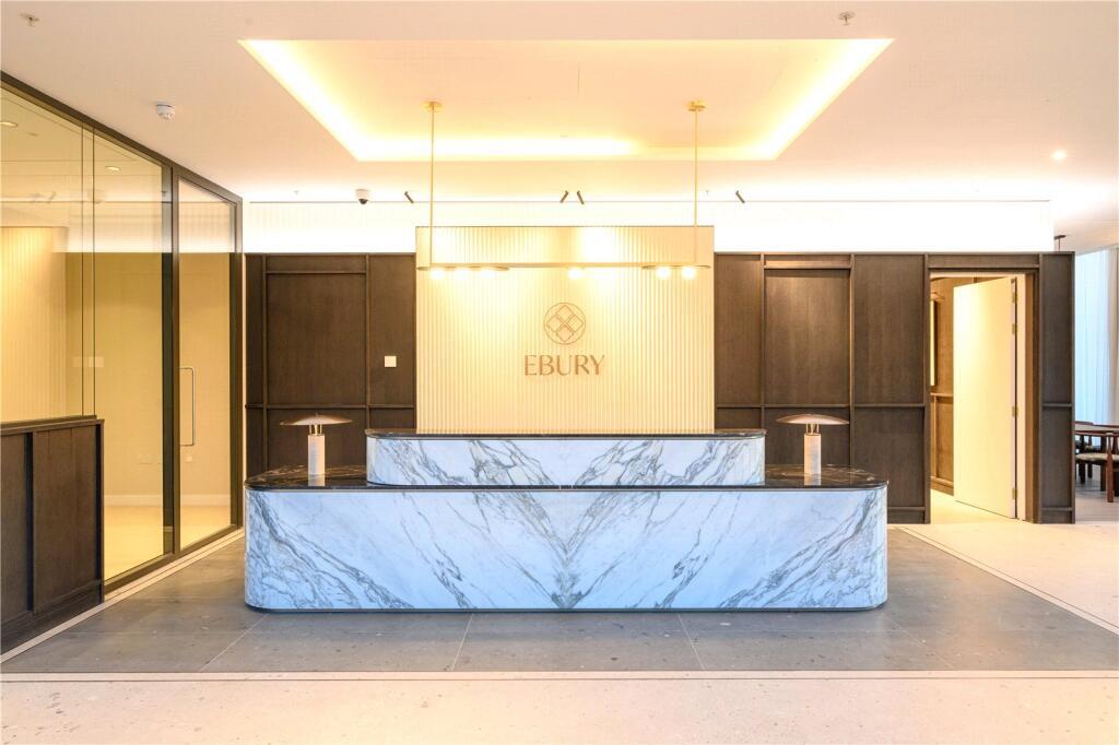 2 bed flat for sale in Alba Square, London  - Property Image 18