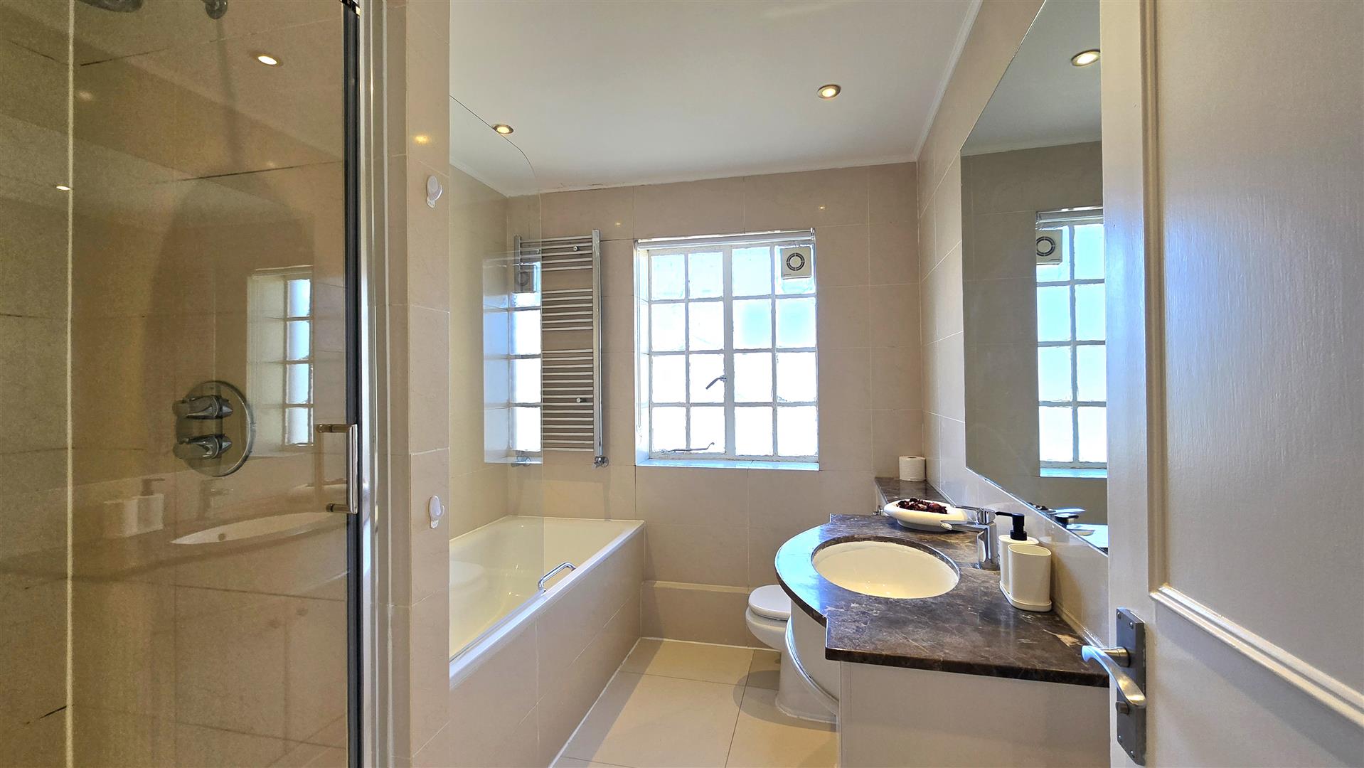 3 bed flat for sale in Harrowby Court, Marylebone, London W1H  - Property Image 17
