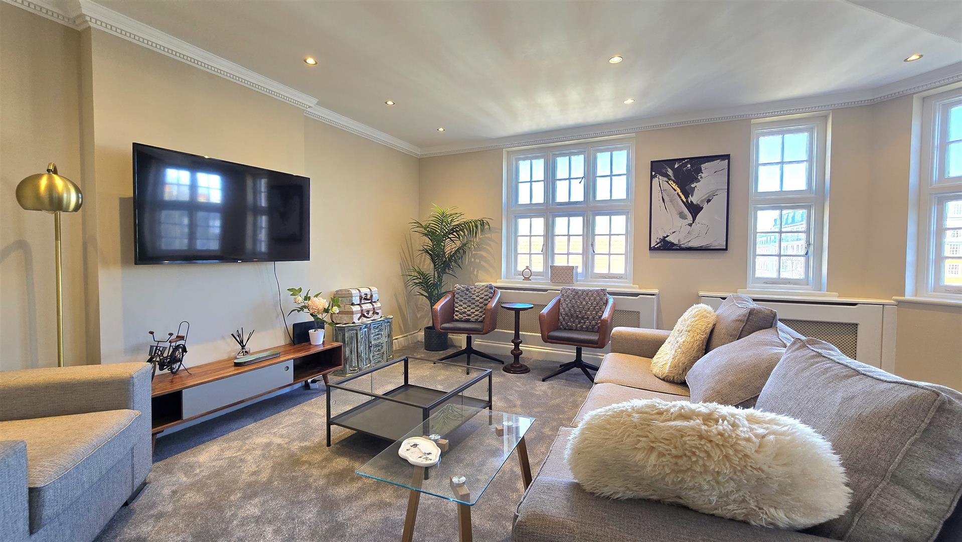 3 bed flat for sale in Harrowby Court, Marylebone, London W1H  - Property Image 3