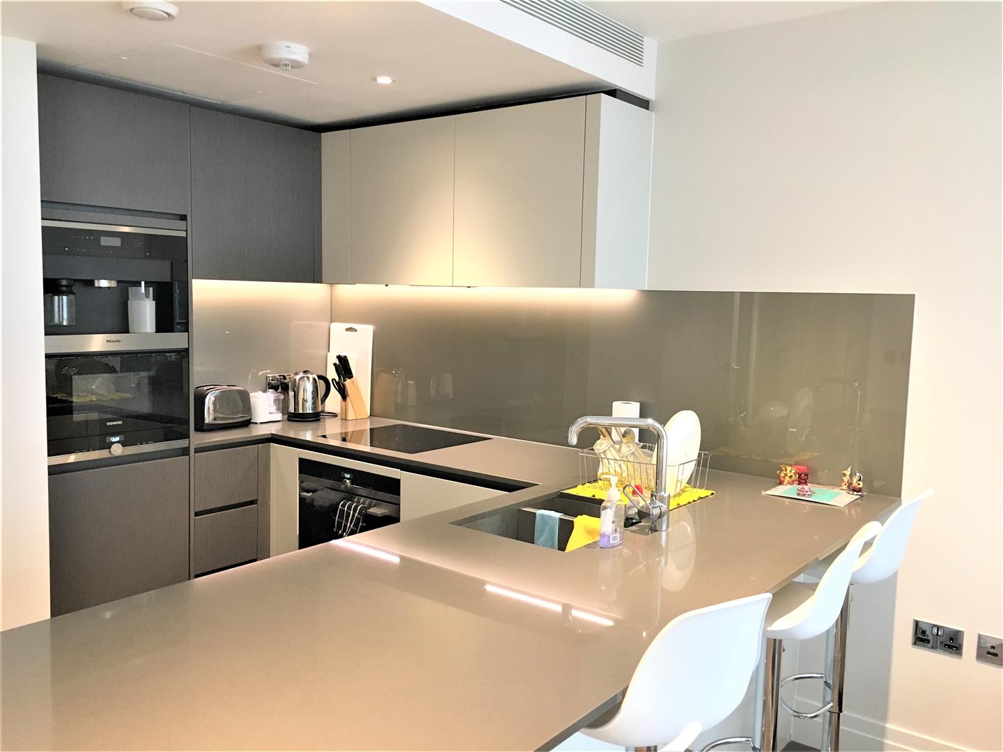 2 bed apartment for sale in Riverlight Quay, London 2
