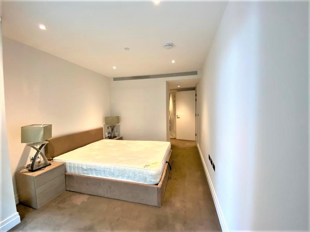 2 bed apartment for sale in Riverlight Quay, London  - Property Image 5