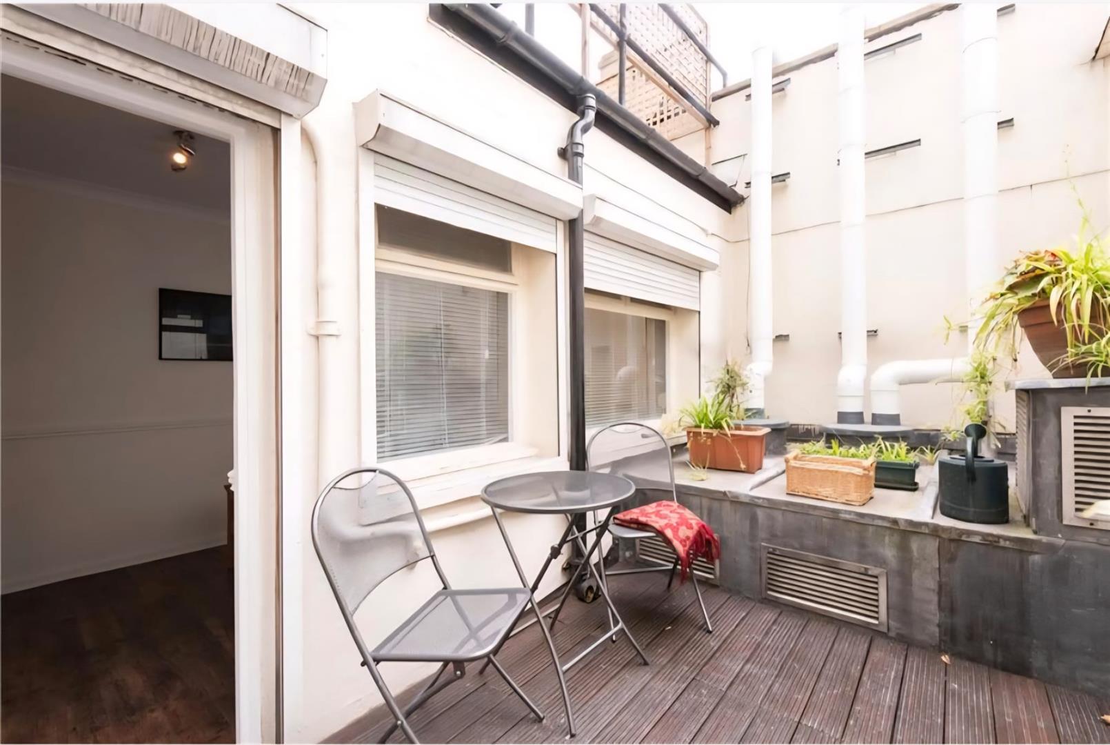 2 bed flat for sale in Sussex Gardens, London  - Property Image 8