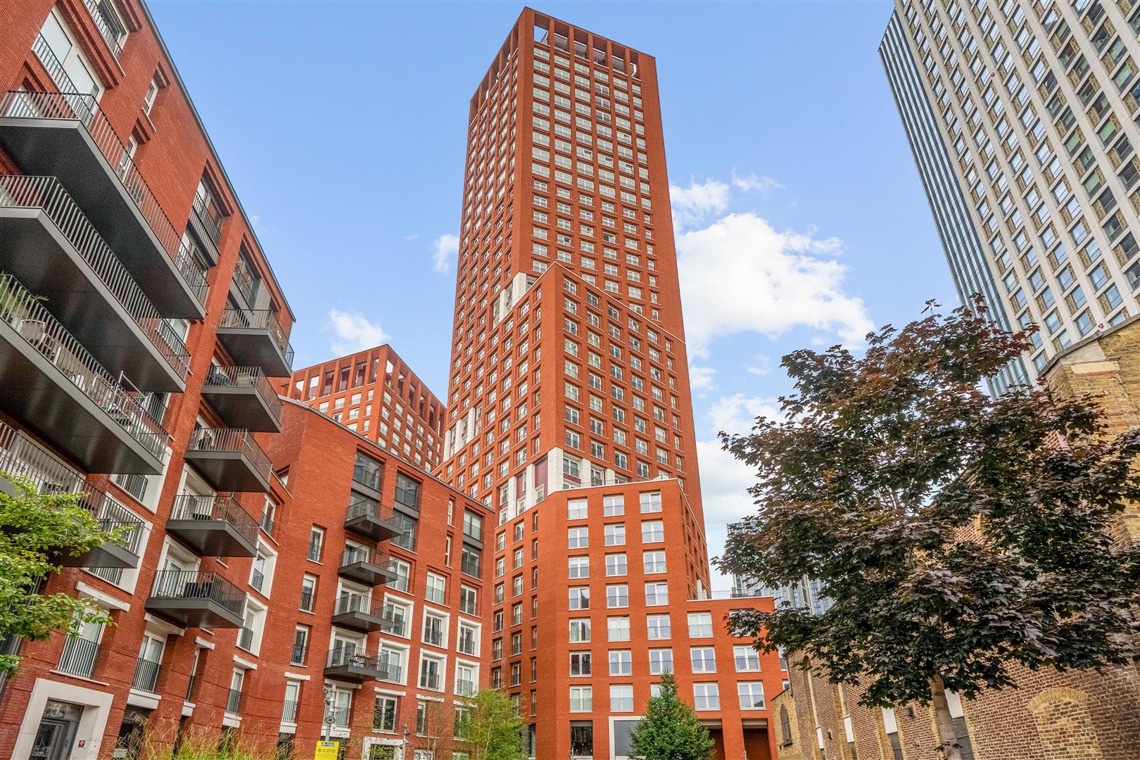 2 bed flat for sale in Exchange Gardens, London  - Property Image 19