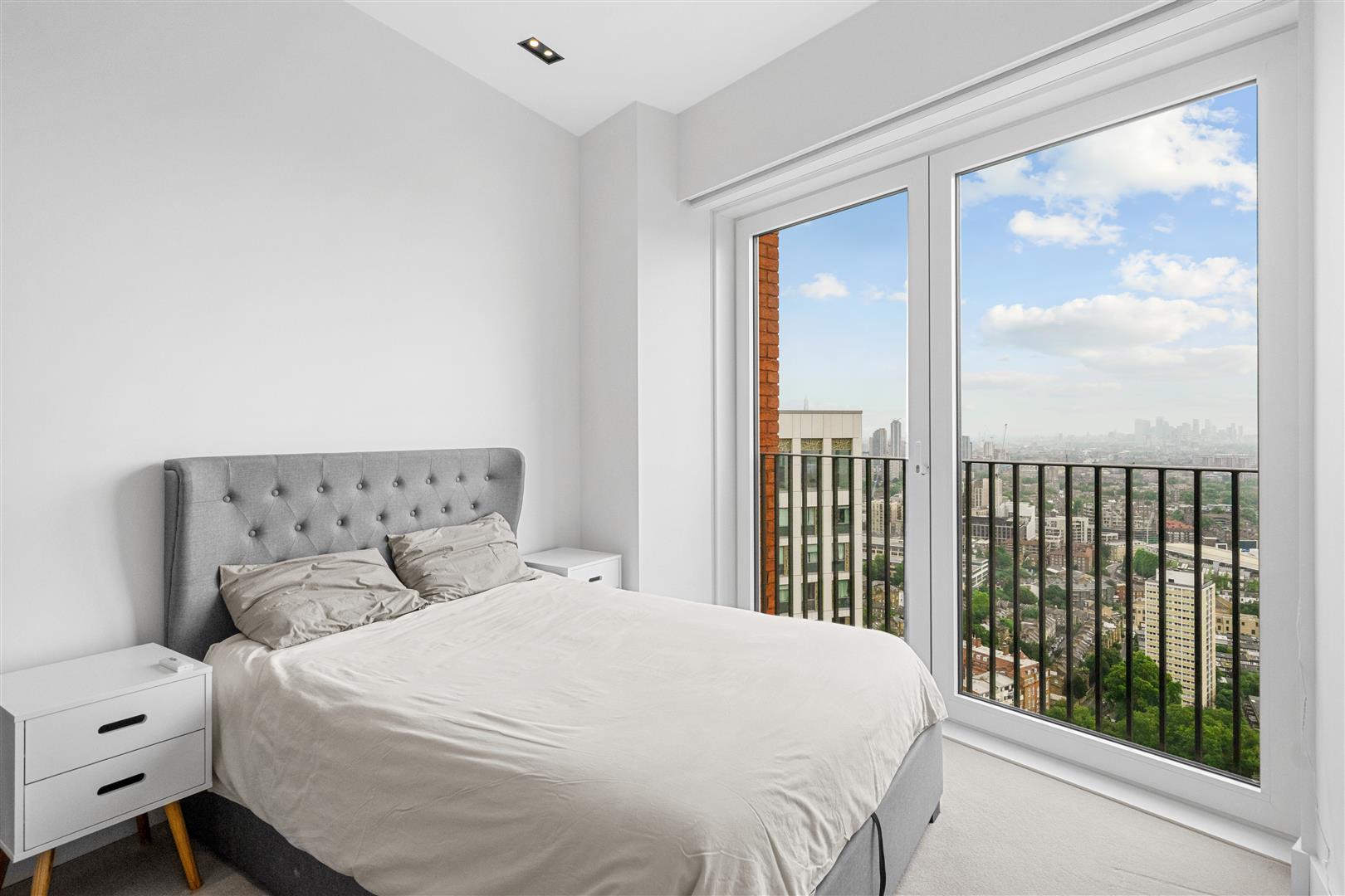 2 bed flat for sale in Exchange Gardens, London 12