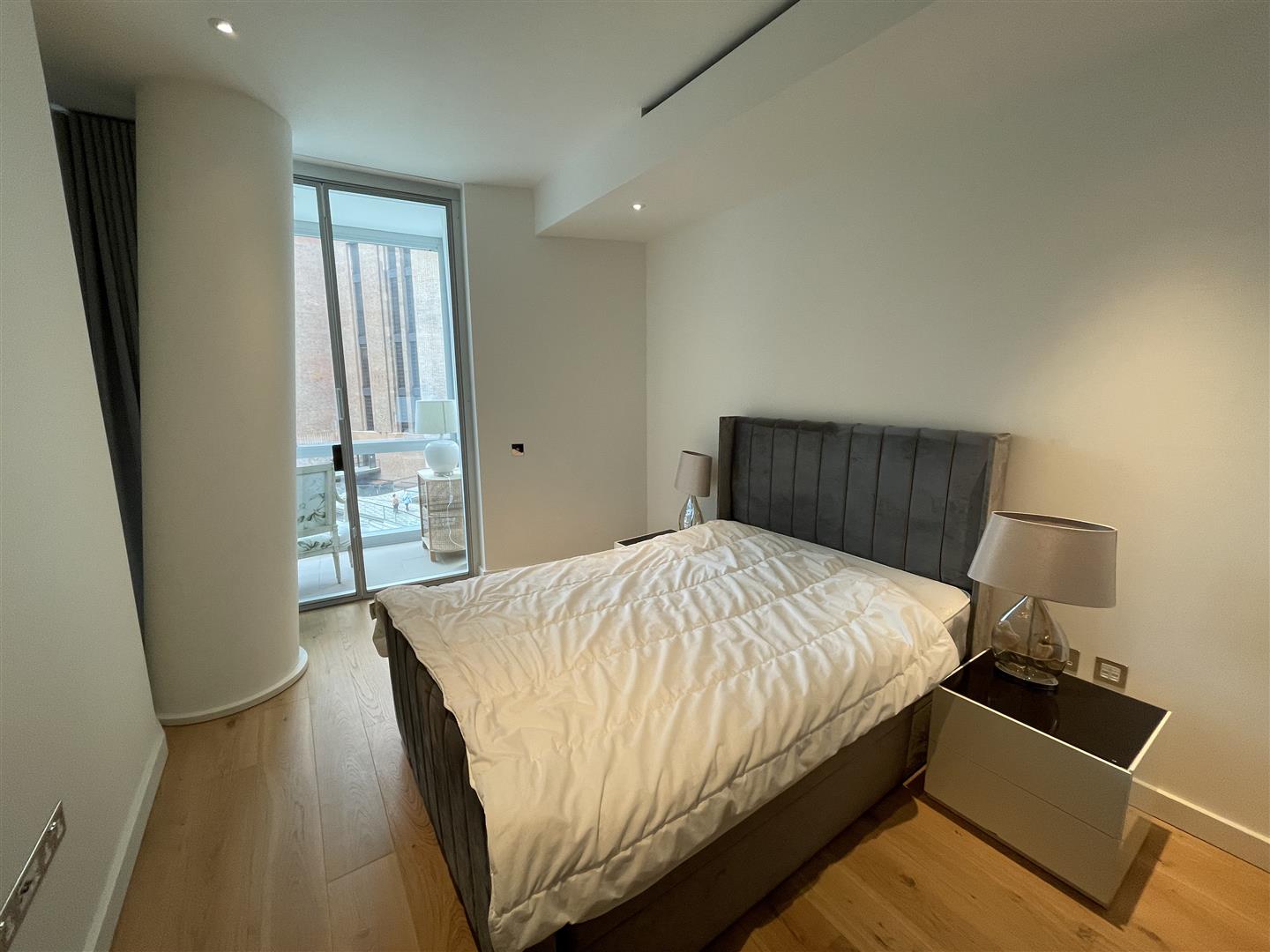 2 bed apartment to rent in Prospect Way, London  - Property Image 6