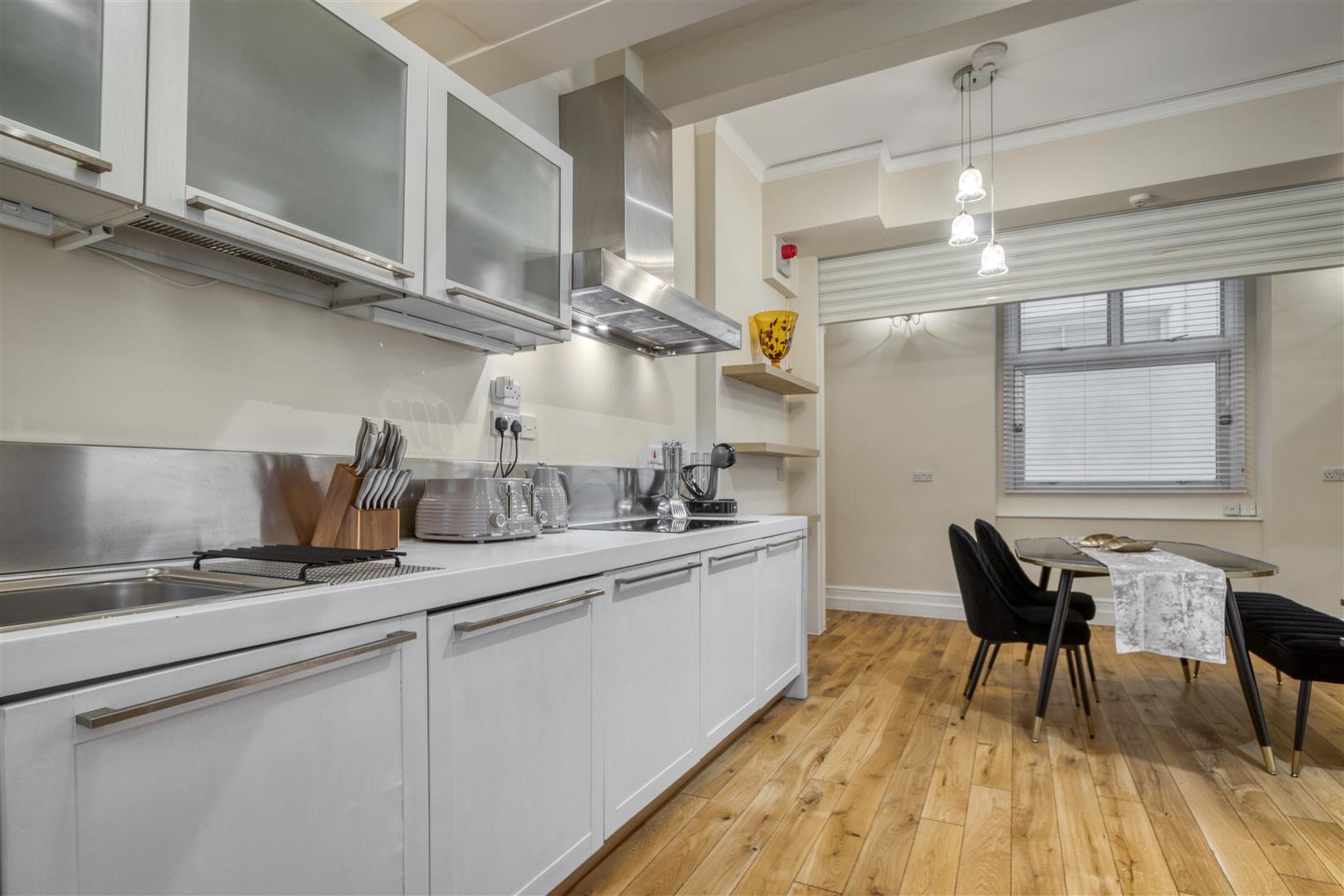 4 bed flat to rent in Kensington Court, London  - Property Image 58