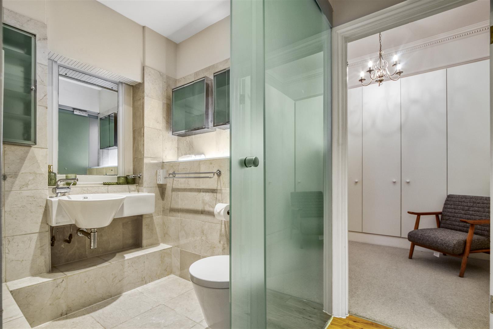 4 bed flat to rent in Kensington Court, London 36