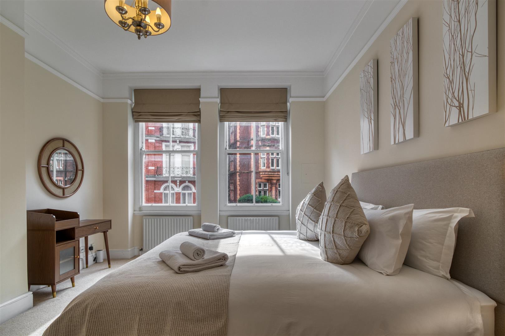 4 bed flat to rent in Kensington Court, London  - Property Image 23