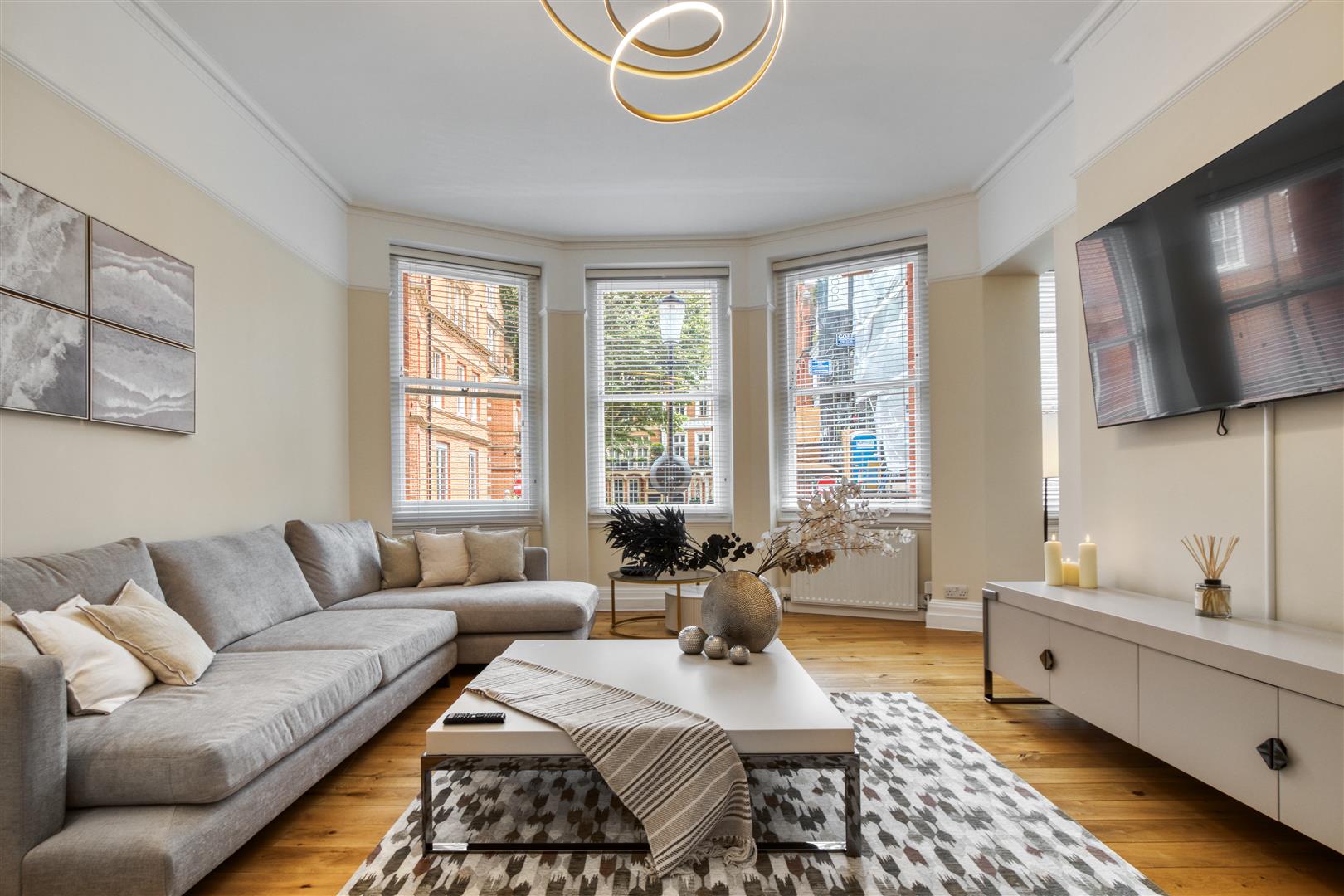 4 bed flat to rent in Kensington Court, London  - Property Image 5