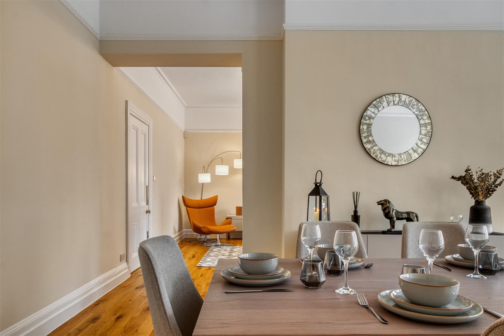 4 bed flat to rent in Kensington Court, London 46