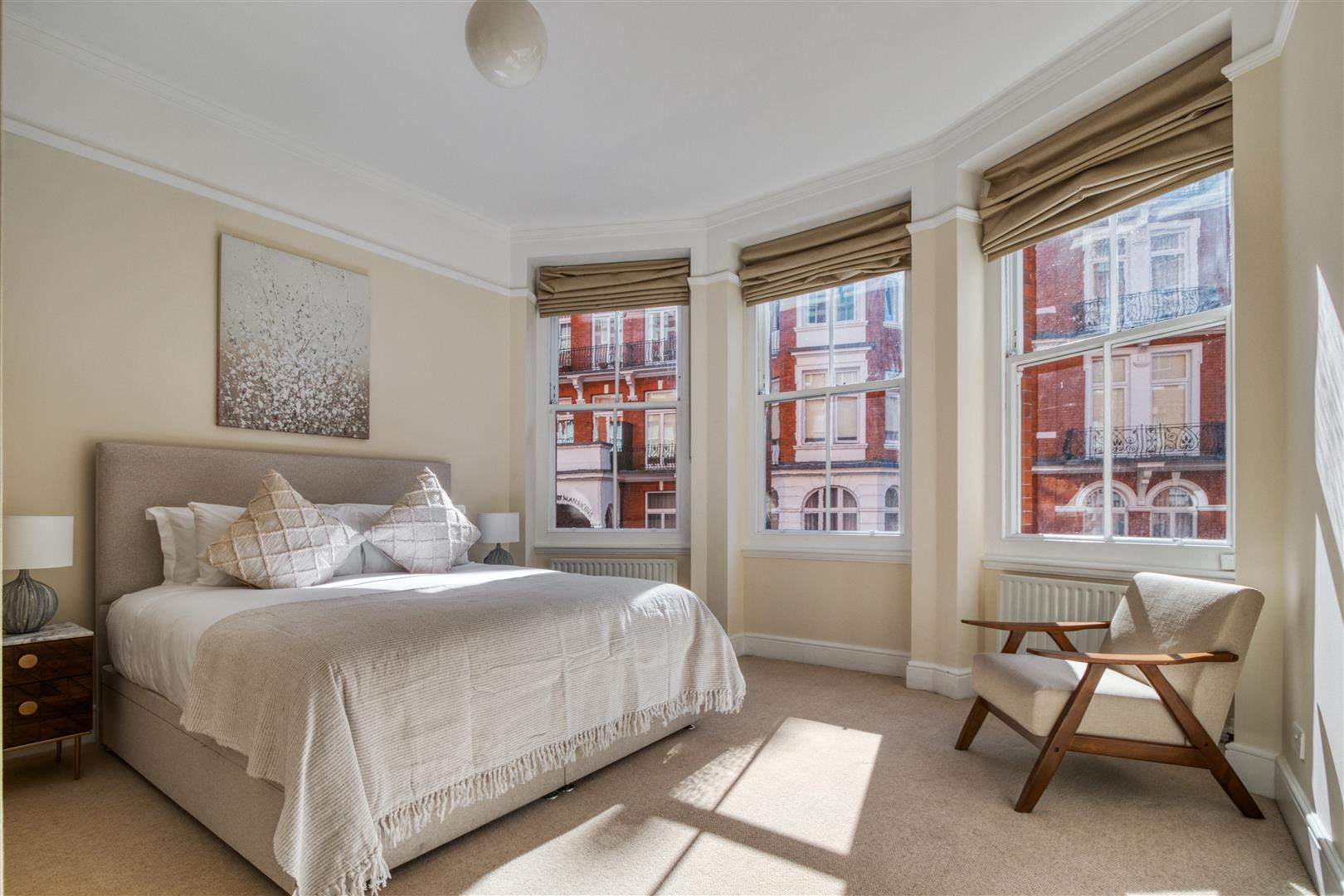 4 bed flat to rent in Kensington Court, London  - Property Image 17