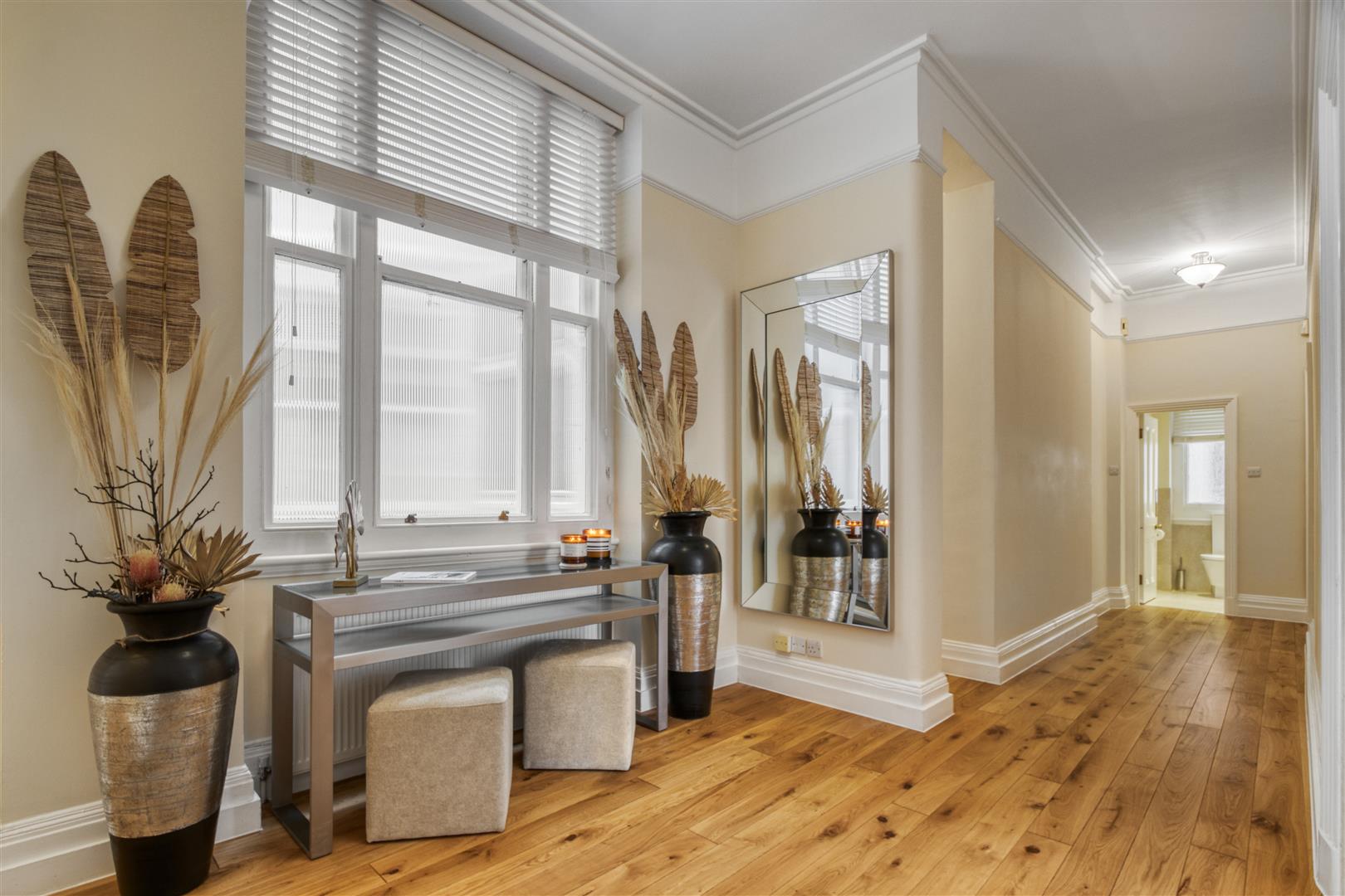 4 bed flat to rent in Kensington Court, London 49