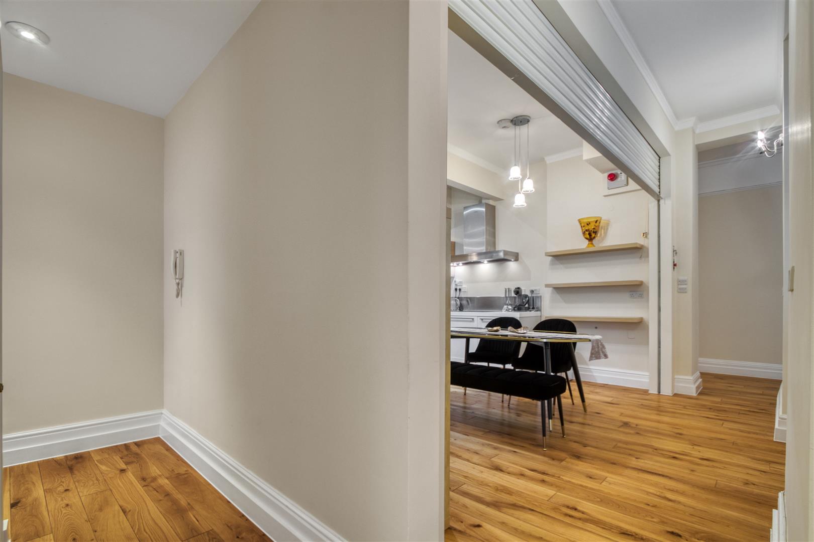 4 bed flat to rent in Kensington Court, London 59