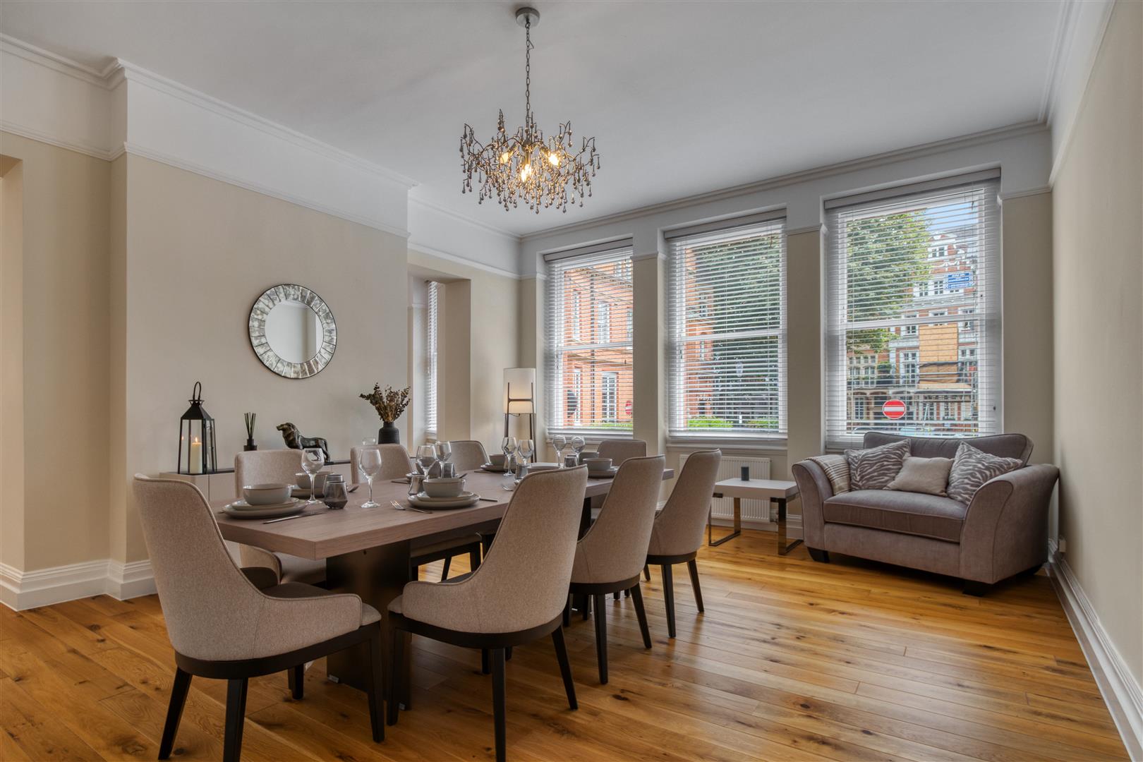 4 bed flat to rent in Kensington Court, London  - Property Image 10