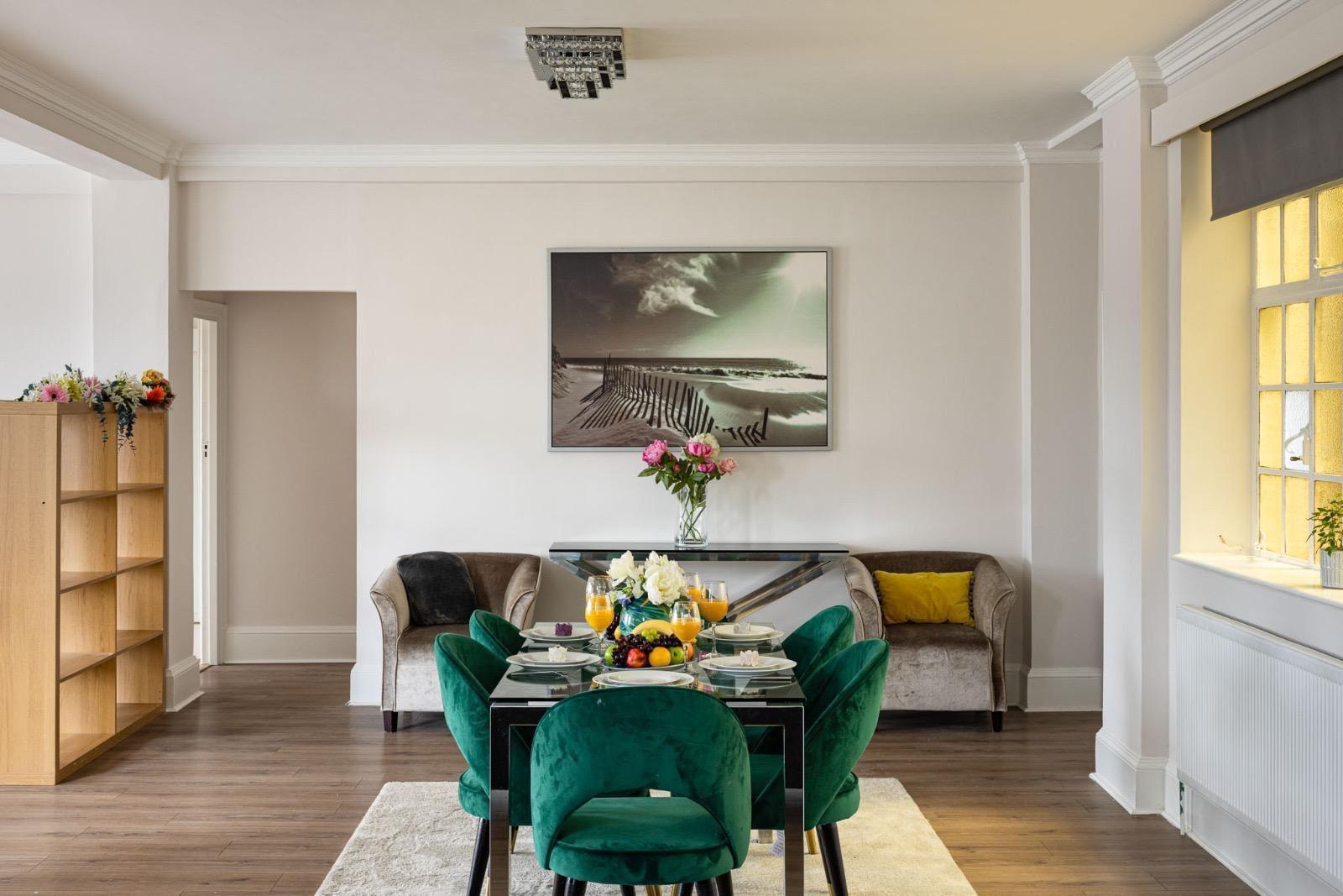 3 bed house to rent in Warwick Gardens, London  - Property Image 7