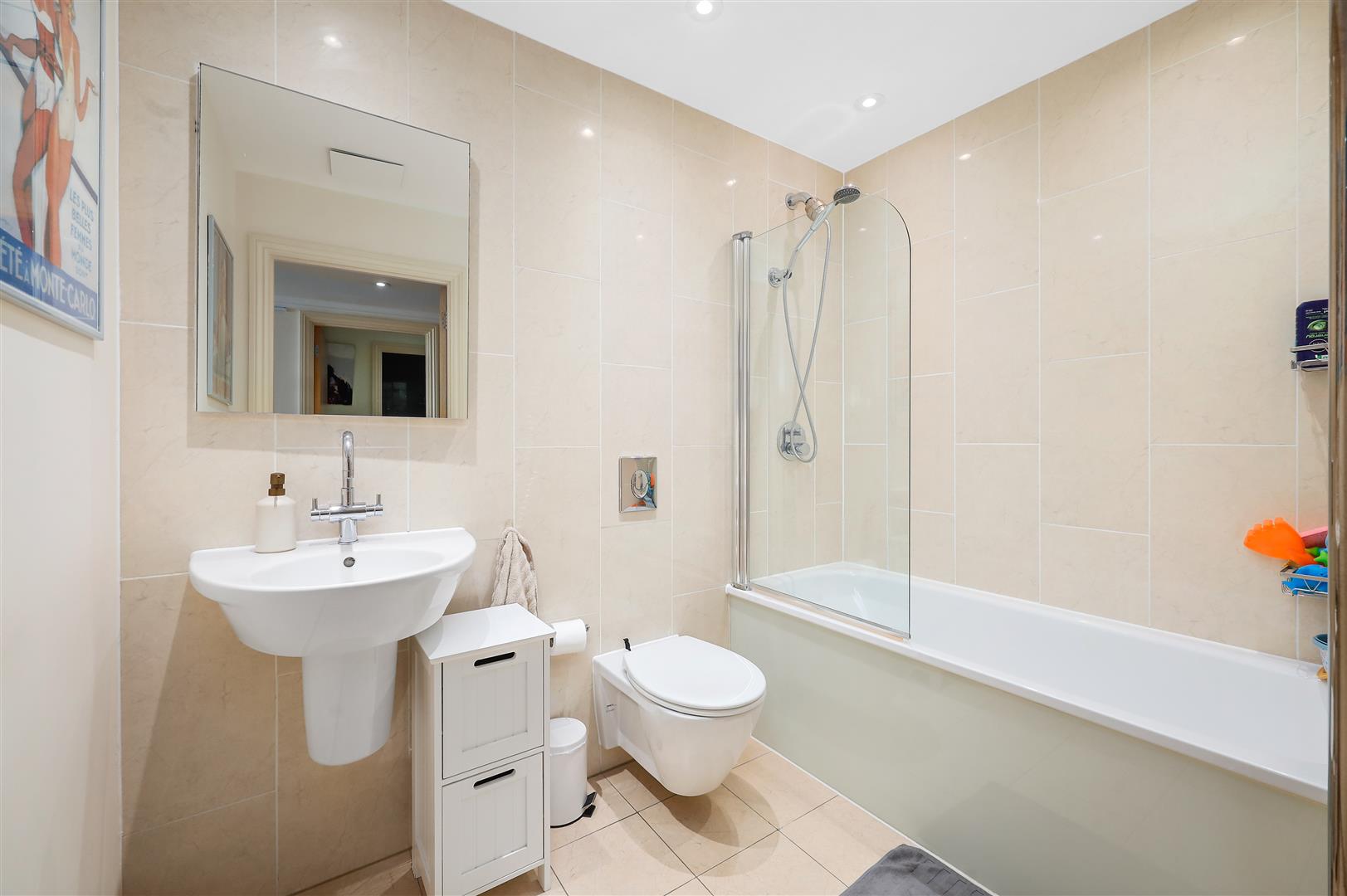 3 bed flat for sale in Vincent Square, London  - Property Image 10