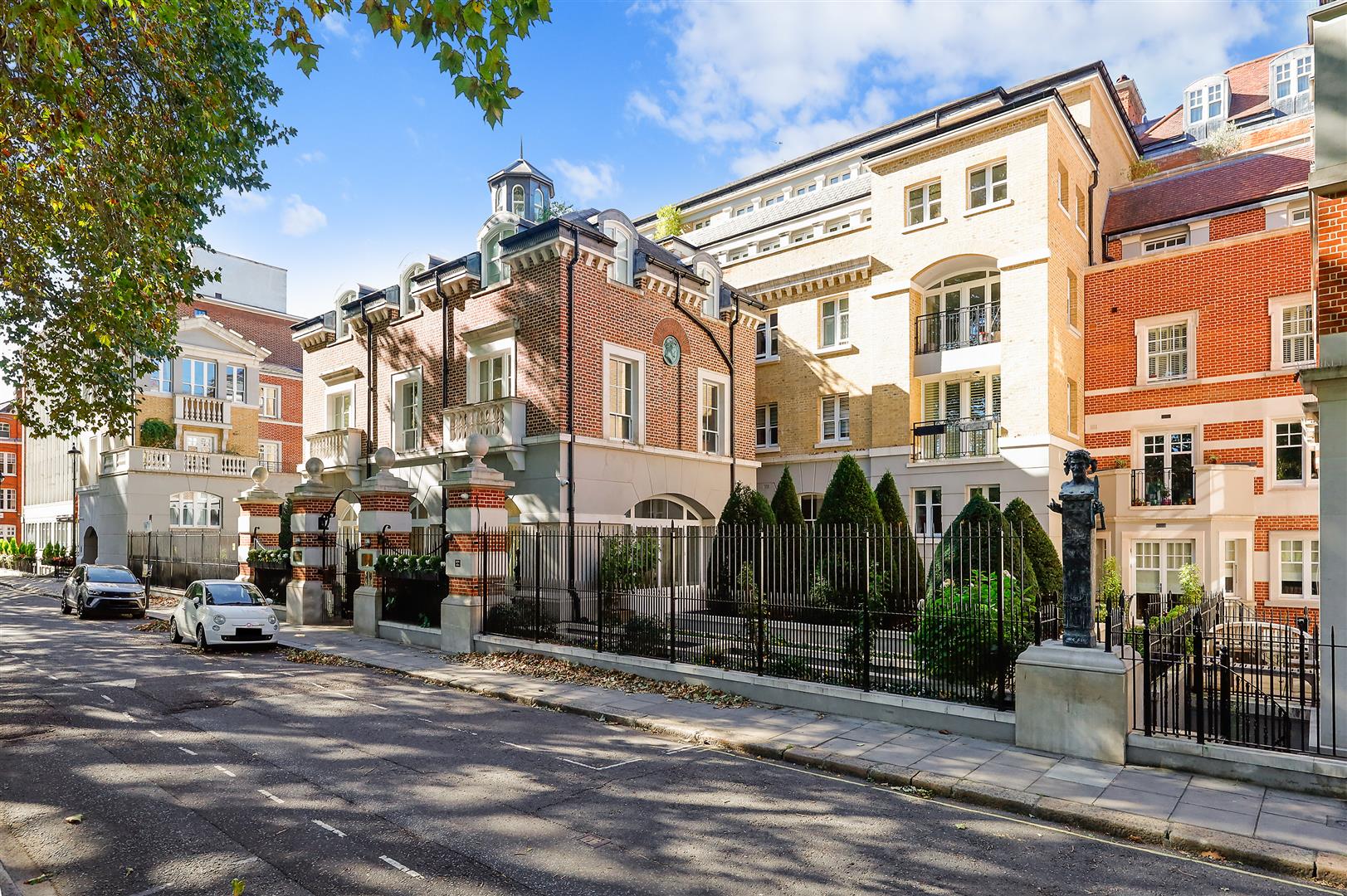 3 bed flat for sale in Vincent Square, London 25